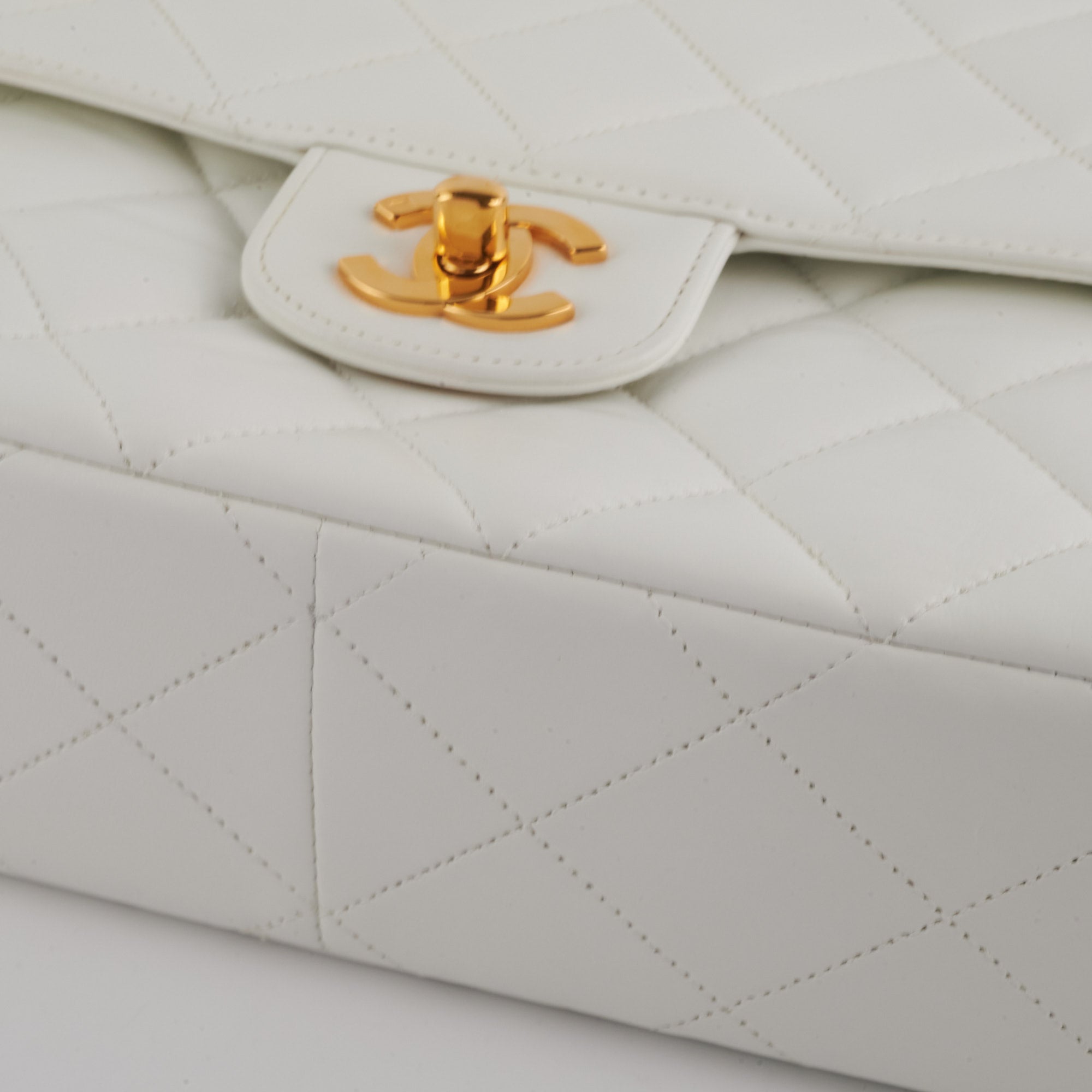 Chanel Vintage Quilted Flap Bag in White with 24K Gold Hardware - Perfect for Luxury Fashion & Special Occasions