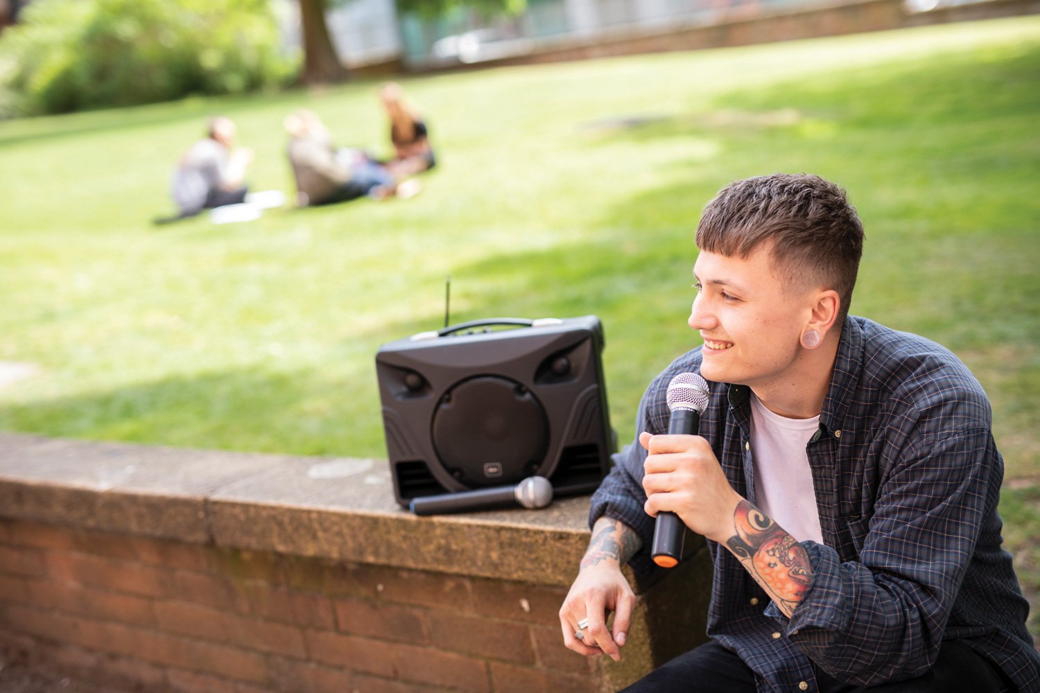 QTX DELTA-50 Portable Bluetooth PA System - Perfect for Outdoor Events, Parties & Live Performances