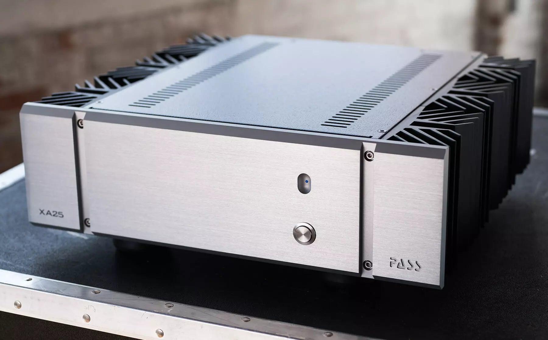 Pass Labs XA25 Stereo Power Amplifier - High-End Audio Equipment for Home Theater & Music Listening | Perfect for Audiophiles & Hi-Fi Systems