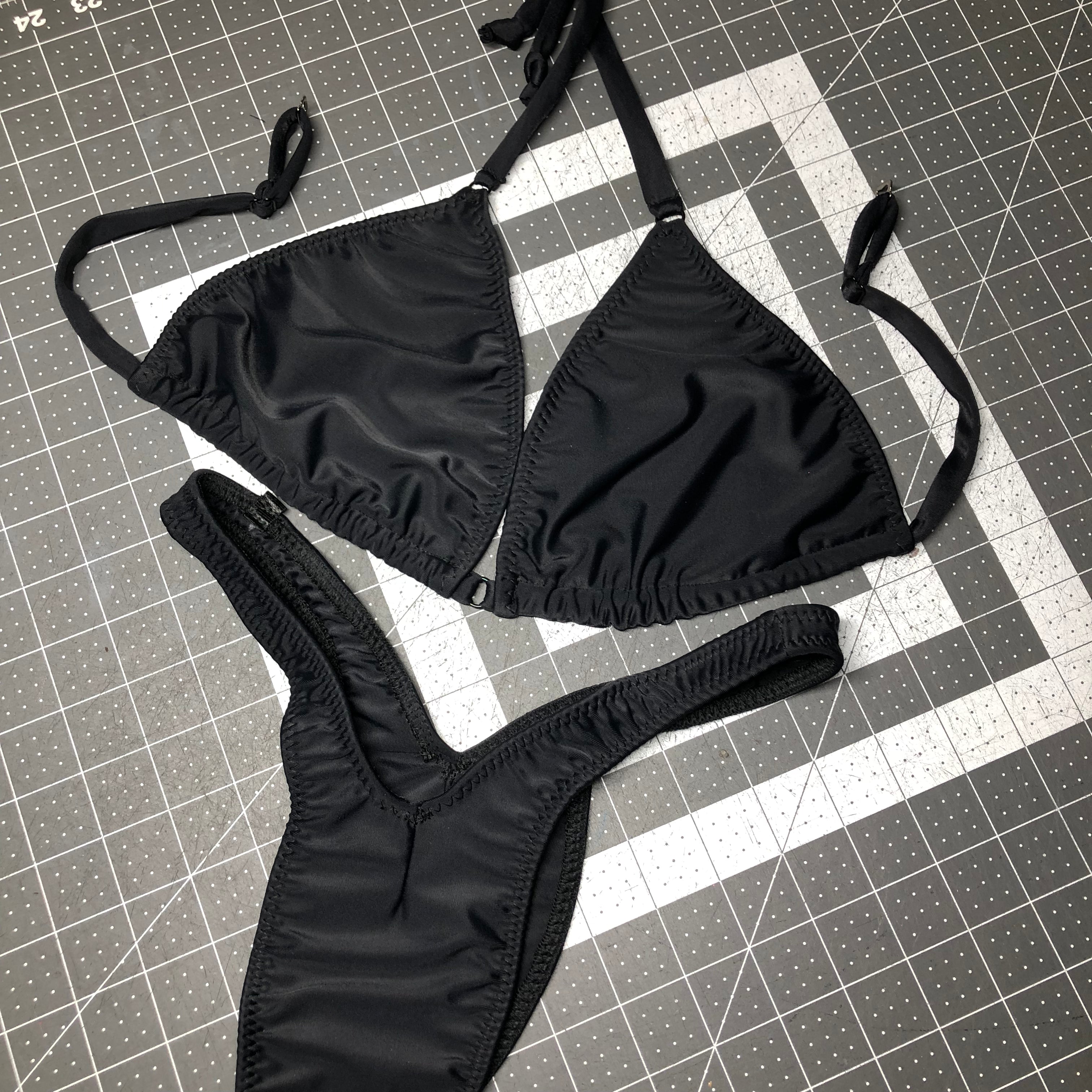 LBB Black Figure Posing Practice Suit for Artists - Perfect for Drawing, Sketching & Anatomy Study - Ideal for Art Class, Figure Drawing & Character Design Practice