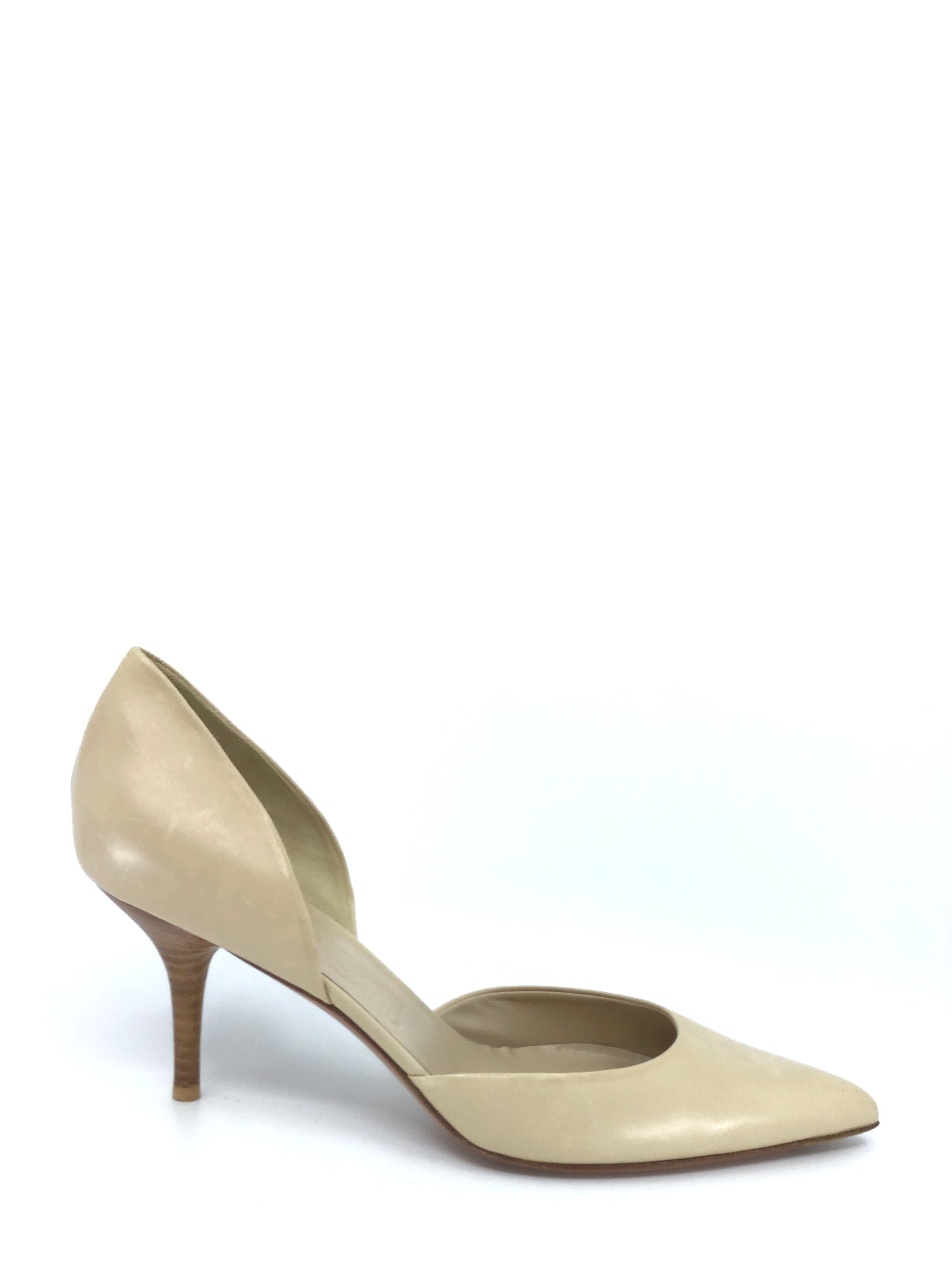 Salvatore Ferragamo Women's Size 9.5 Leather Pumps - Elegant High Heel Dress Shoes for Work, Party & Special Occasions