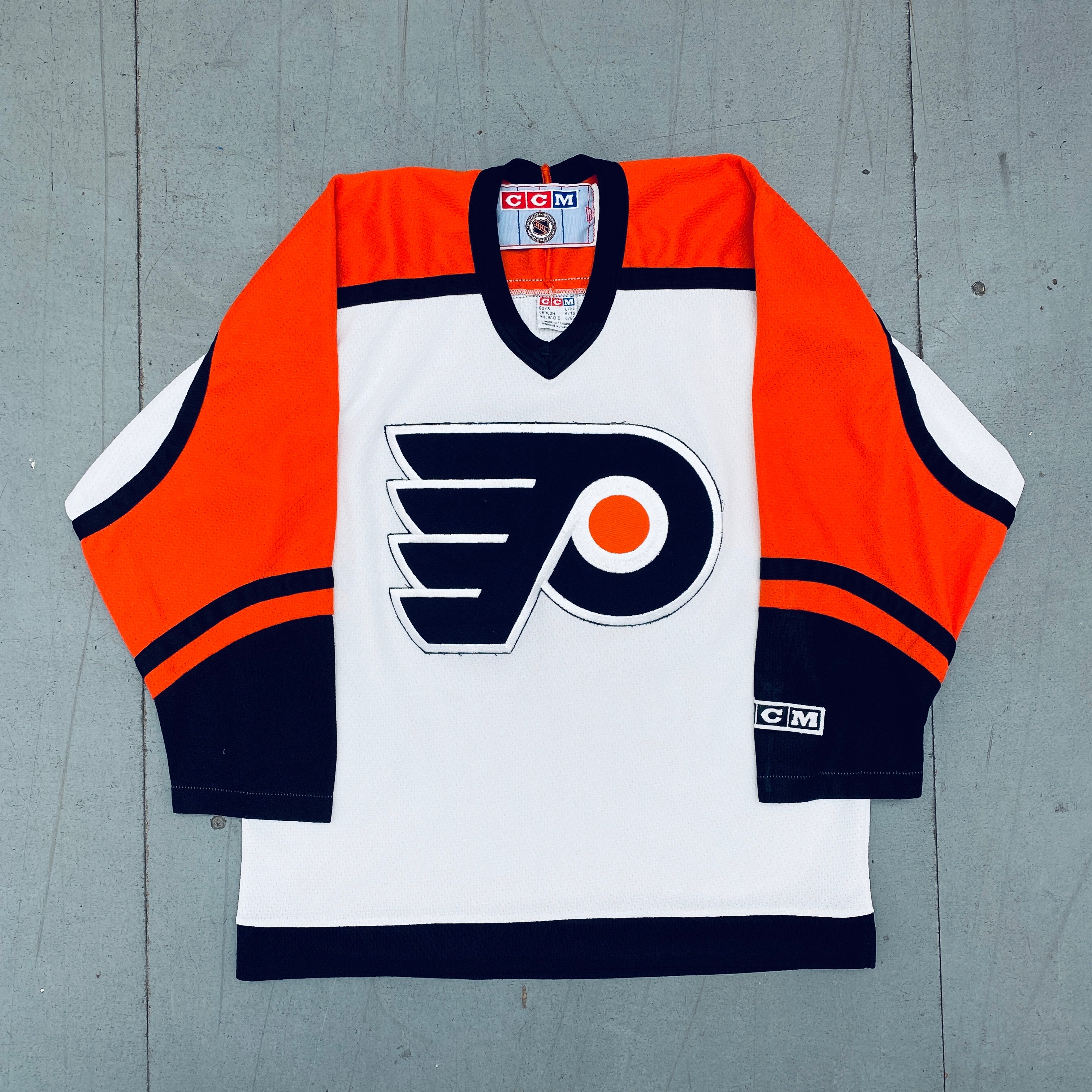 Authentic 1995 Philadelphia Flyers CCM Hockey Jersey (Size S) - Vintage NHL Hockey Fan Gear for Games & Collectors