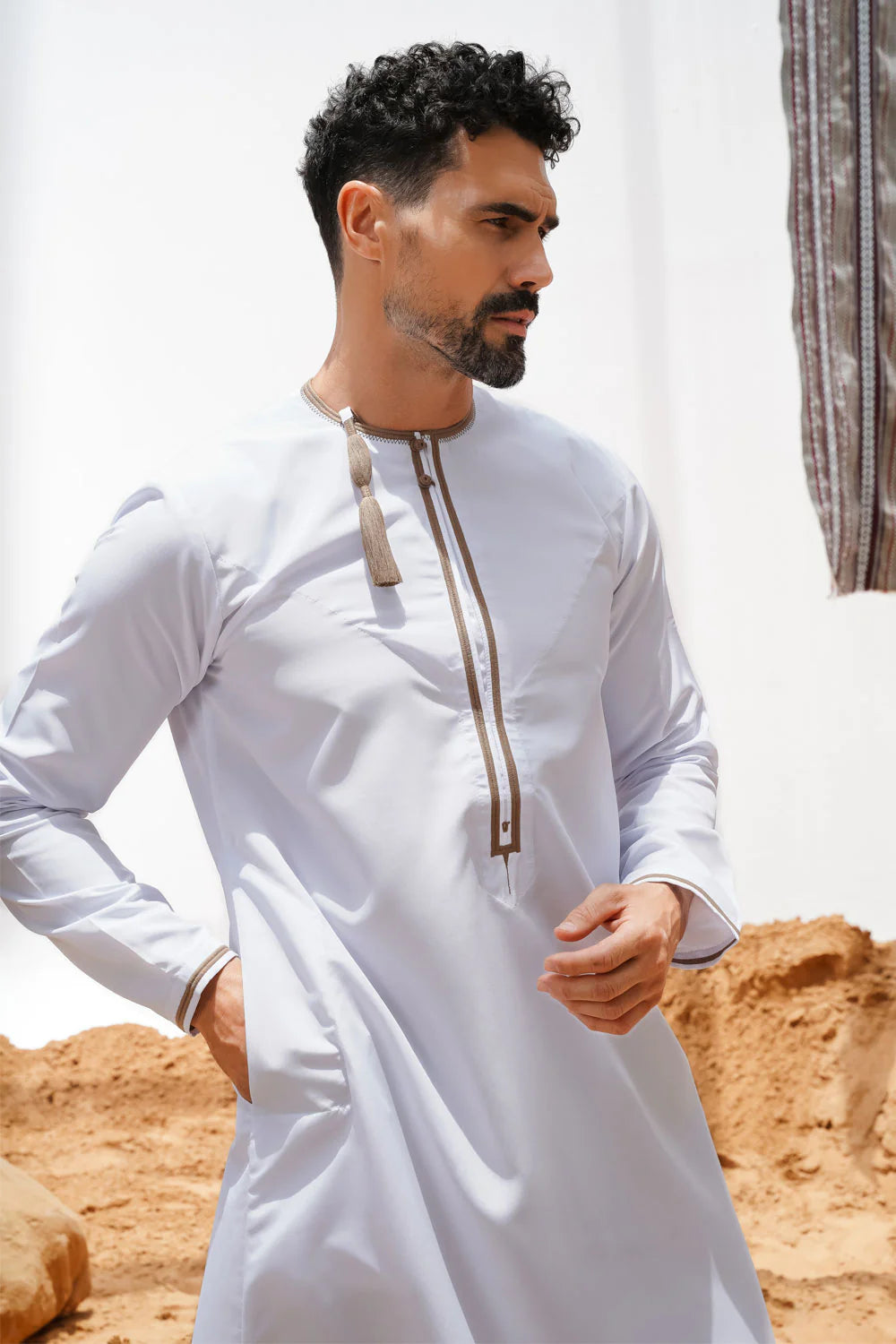 Premium Faris Omani Thobe Jubba - Traditional White & Olive Embroidered Arabic Robe for Men - Perfect for Eid, Weddings & Special Occasions