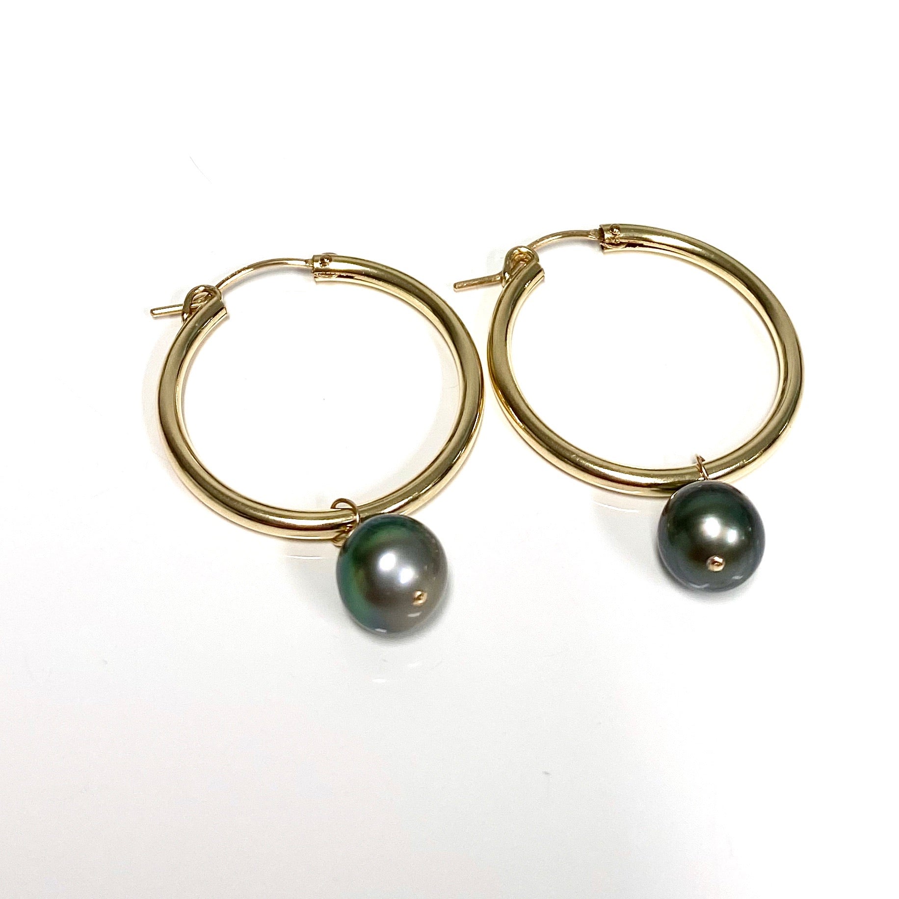 NOELA Tahitian Pearl Earrings (E587) - Elegant & Timeless Jewelry for Women, Perfect for Weddings, Parties & Special Occasions