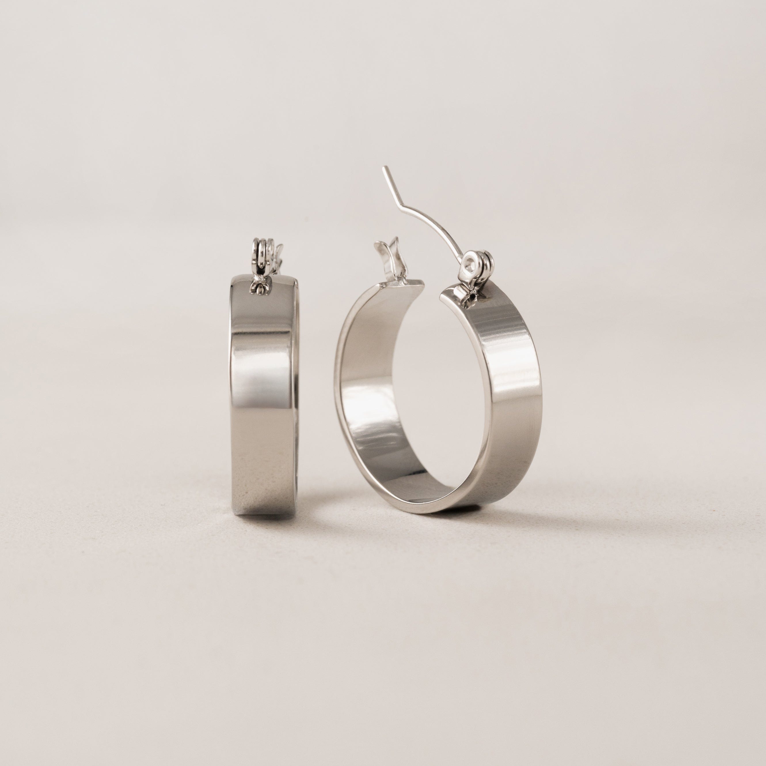 Khloe Hoop Earrings for Women - 14K Gold Plated Fashion Jewelry - Trendy Circle Earrings for Daily Wear & Special Occasions