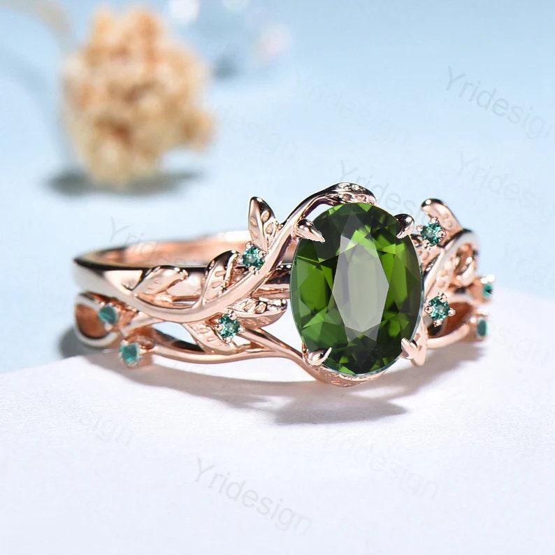 Natural Green Tourmaline Ring Set - Cluster Emerald Tourmaline Engagement Ring for Women, Unique Green Gemstone Wedding Band Set, Perfect for Proposals, Anniversaries & Special Occasions