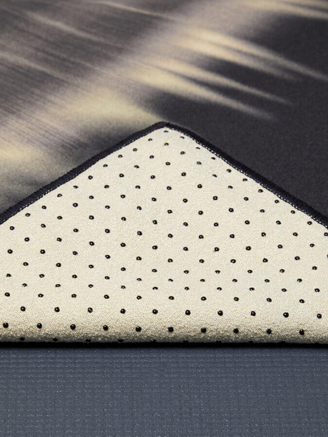 Manduka Yogitoes Non-Slip Yoga Mat Towel 71