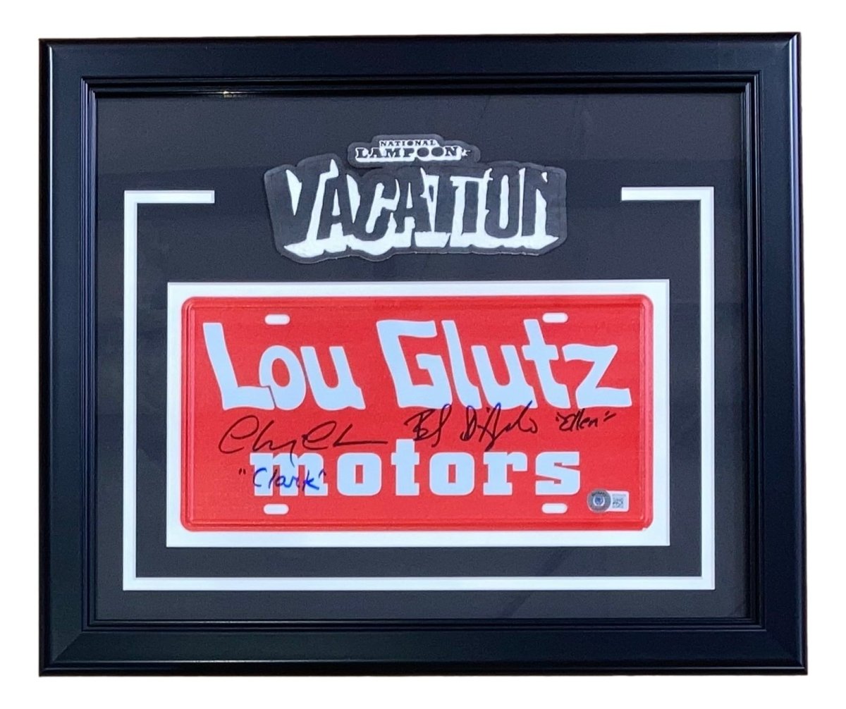 Chevy Chase & Beverly D'Angelo Autographed Framed National Lampoon's Vacation Movie Memorabilia - Collectible License Plate Display for Movie Fans & Home Theater Decor