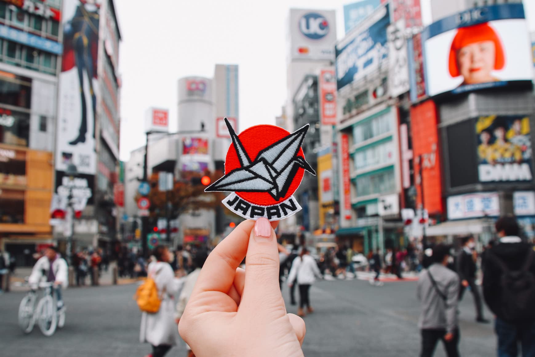 Vagabond Heart Japan Iron-On Patch - Japanese Travel Badge Souvenir for Backpacks, Jackets & Scrapbooks - Perfect for Travel Enthusiasts & Japan Lovers