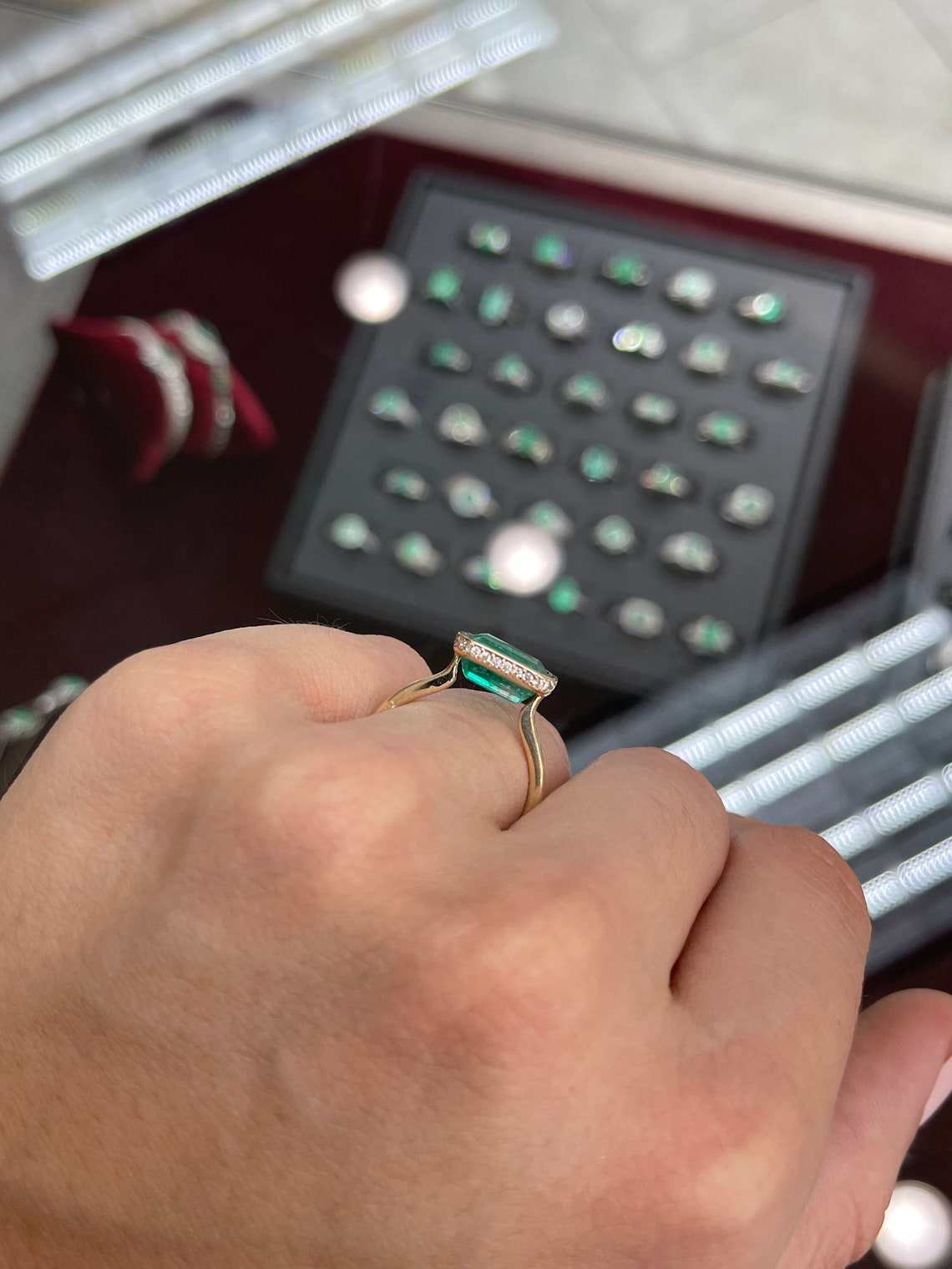 3.92 Carat Colombian Emerald Solitaire Ring with Hidden Diamond Halo in 14K Gold – Perfect for Engagement, Anniversary & Special Occasions
