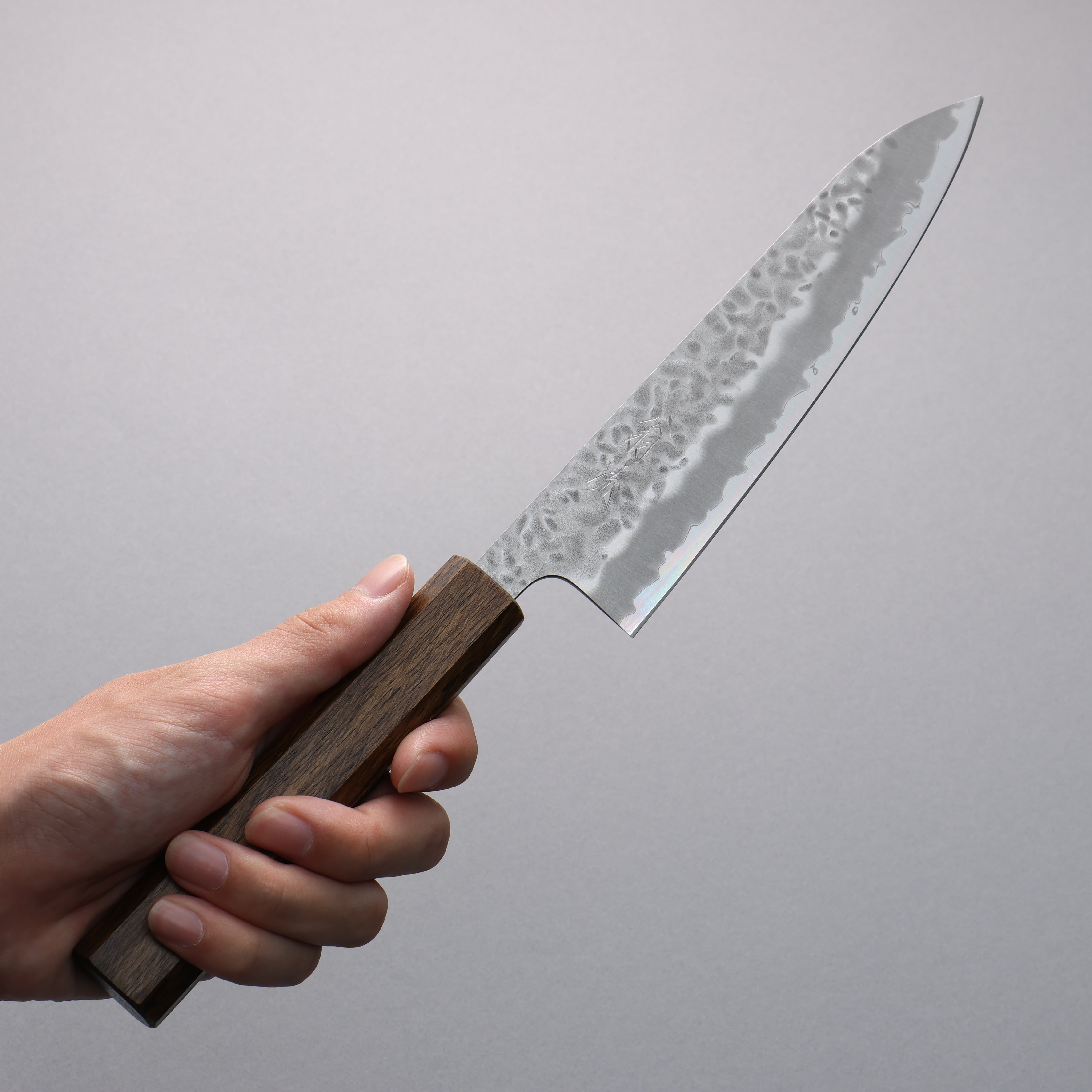 Oul White Steel No.1 Hammered Gyuto Japanese Chef Knife 180mm with Oak Handle - Perfect for Sushi, Meat Slicing & Professional Kitchen Use