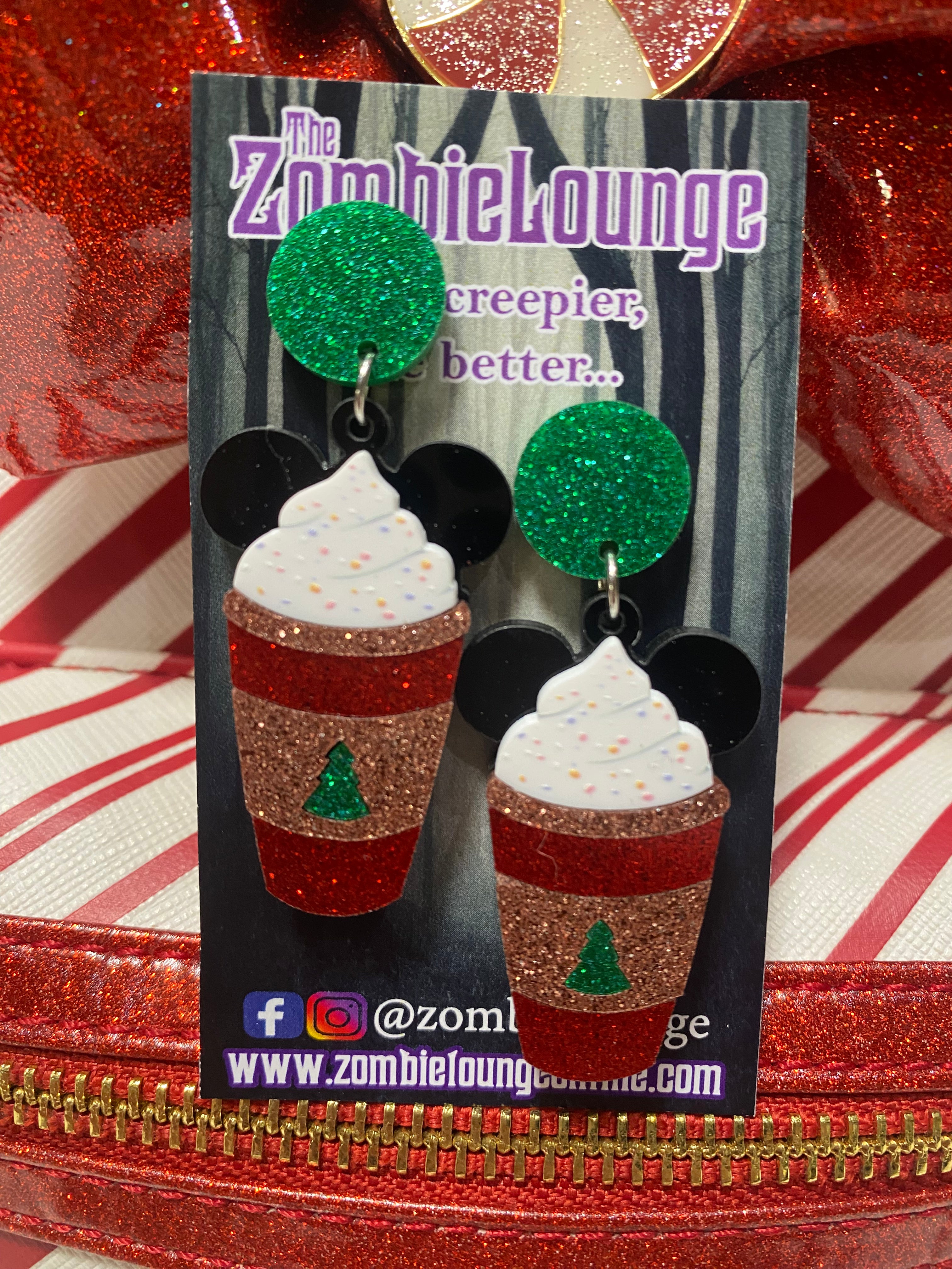 Festive Christmas Mouse Latte Earrings - Cute Holiday Jewelry for Coffee Lovers, Perfect for Xmas Parties & Gift Giving