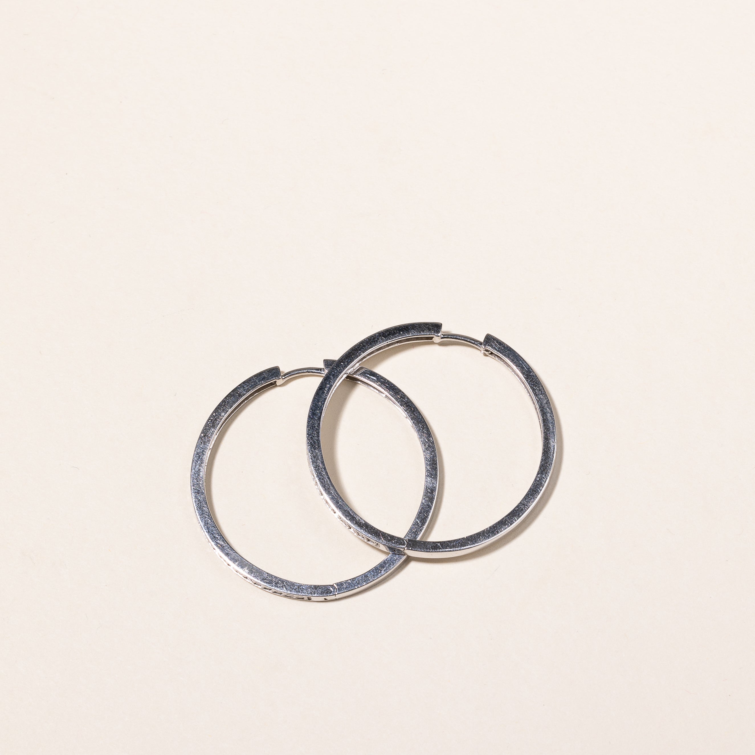 10K White Gold Diamond Hoop Earrings for Women | 0.65 Carat Total Weight (ctw) | Elegant Everyday Jewelry for Parties, Weddings & Special Occasions