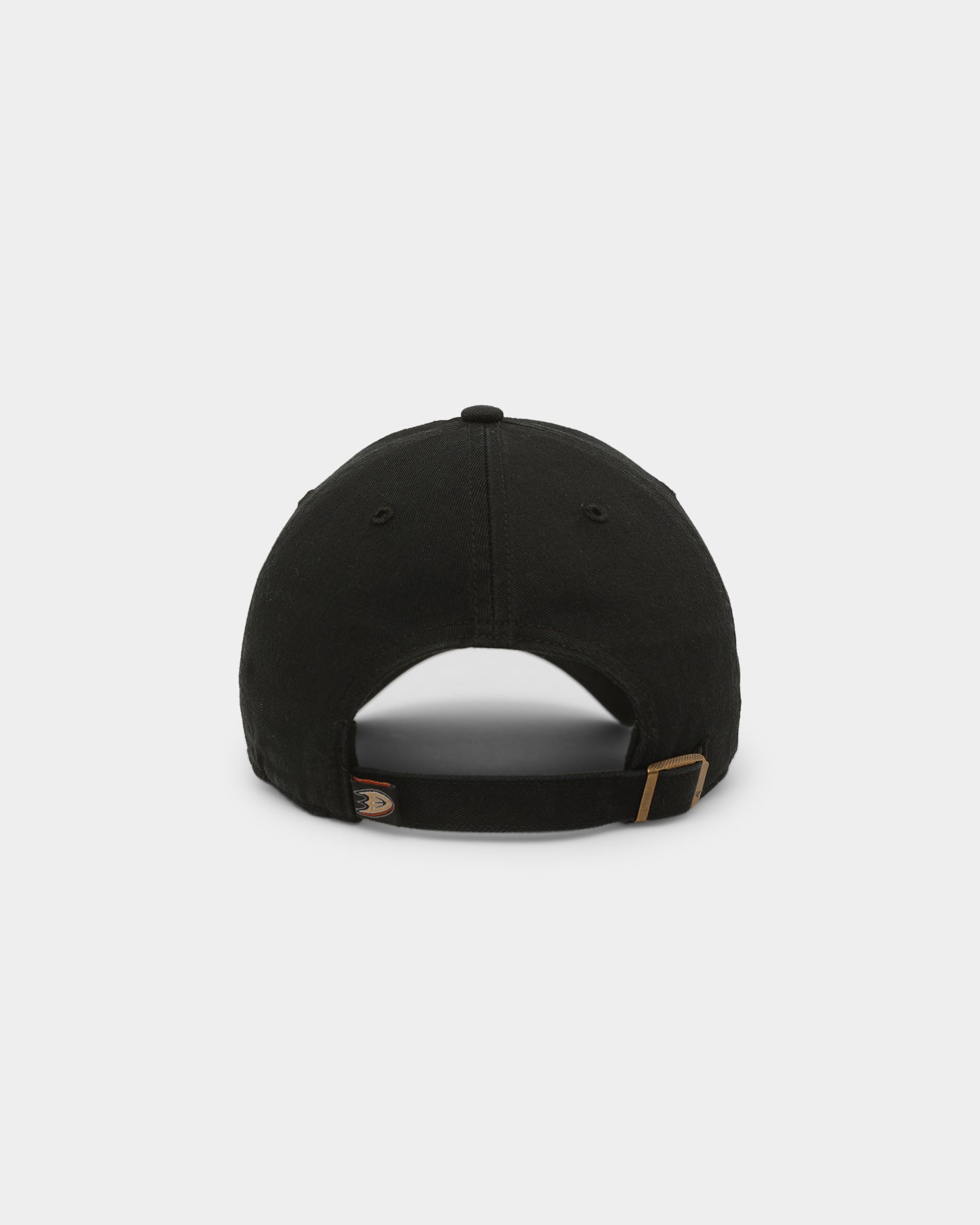 47 Brand Anaheim Ducks Clean Up Strapback Cap - Black/Black Adjustable Snapback Hat for Hockey Fans - Perfect for Game Day, Casual Wear & Sports Events