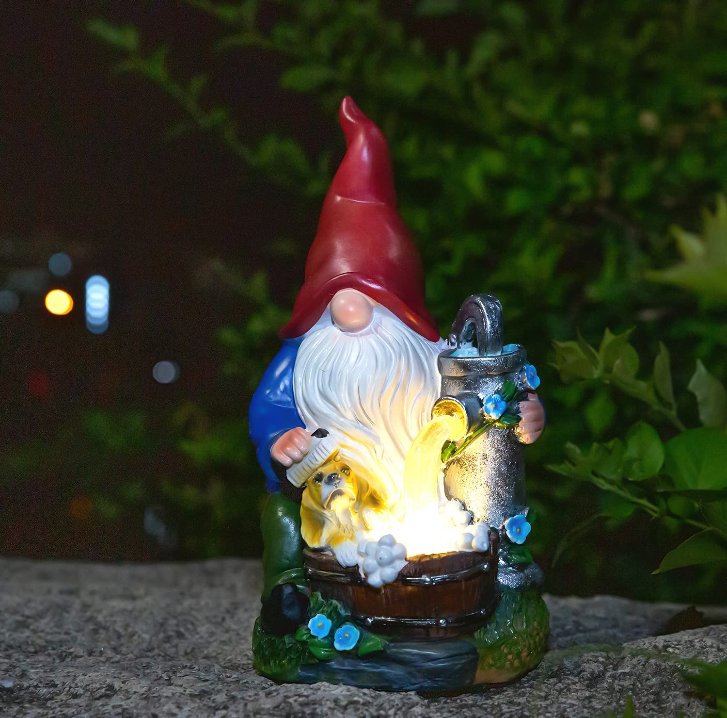 Funny Large Solar Garden Gnomes Statues - Outdoor Decor for Patio, Yard, Lawn & Porch - Christmas & Housewarming Gifts - Weatherproof Knome Figurines with LED Lights for Nighttime Decoration (Perfect for Garden Parties, Holiday Displays & Home Decor)