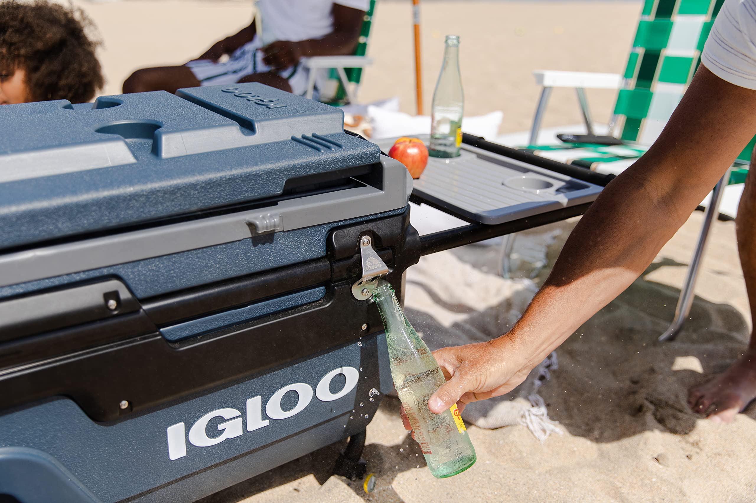 Igloo Trailmate Journey 70Qt Wheeled Cooler - Heavy Duty Insulated Hard Shell Ice Chest for Camping, Beach, Tailgating & Outdoor Adventures