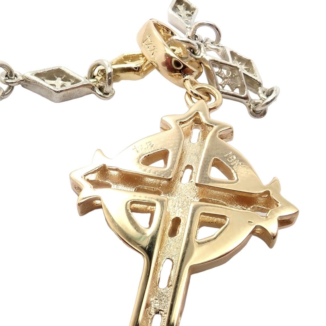 Authentic Loree Rodkin 18k Yellow Gold and Silver Cross Diamond Pendant Necklace - Perfect for Gifts, Weddings & Special Occasions