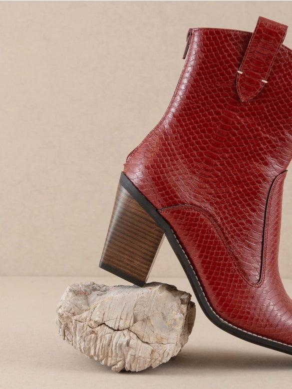 Tara Red Two-Panel Western Boots for Women - Stylish Cowgirl Boots for Riding, Country Fashion & Outdoor Events