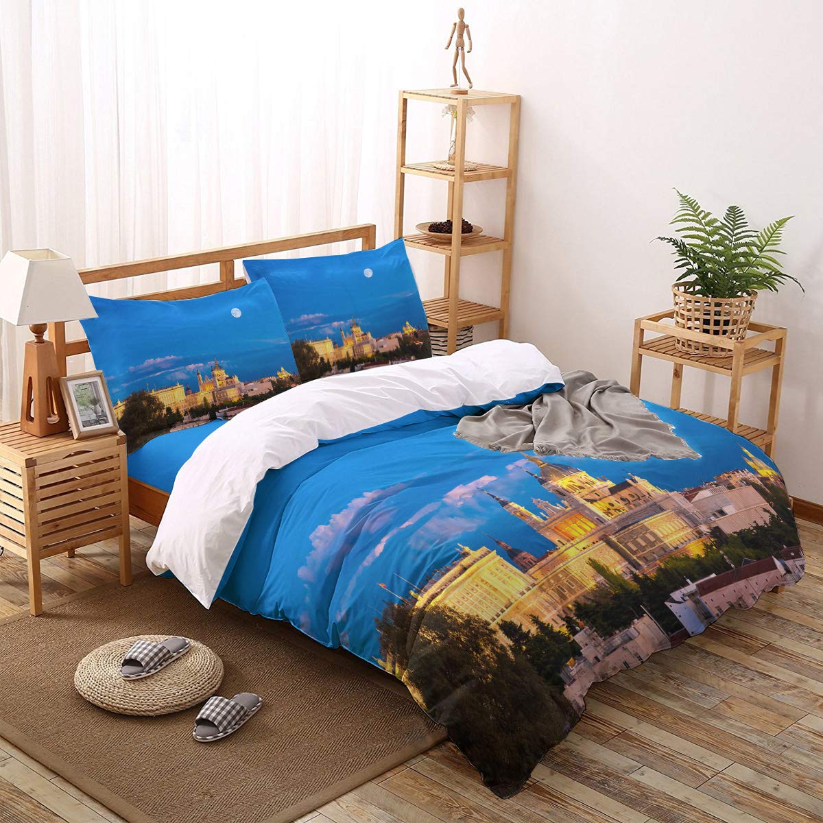 Queen Size Duvet Cover Set - Cute Kids Bedding with Madrid Night Sky Print - Soft 4-Piece Bed Sheet Set (1 Flat Sheet, 1 Duvet Cover, 2 Pillowcases) for Women & Men - Perfect for Kids' Rooms, Guest Bedrooms & Cozy Home Decor
