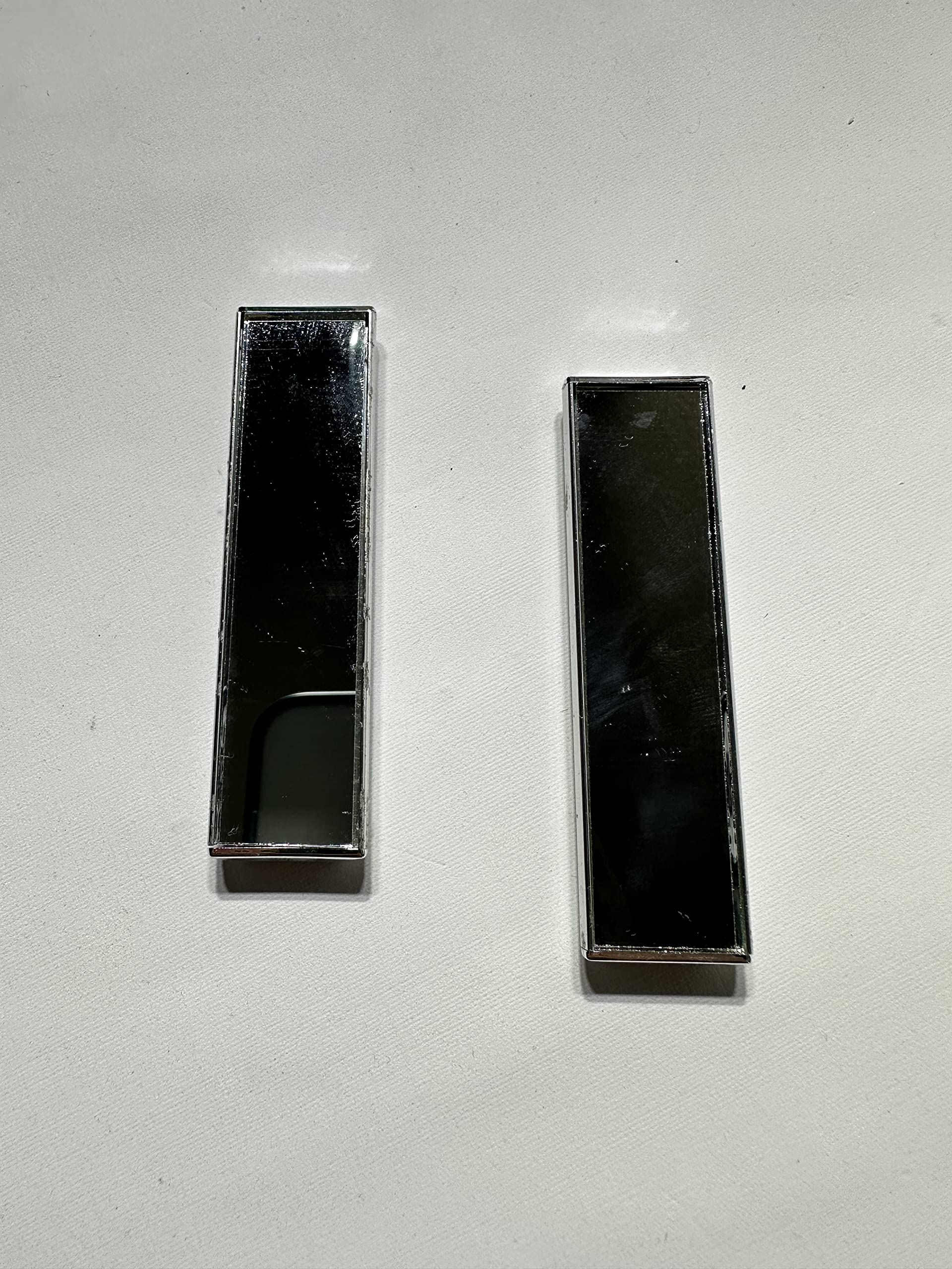 Chrome Mirror Wardrobe Door Handles - 2-Pack Stick-On Self-Adhesive Cabinet Pulls for Bedroom Closet & Bathroom Vanity