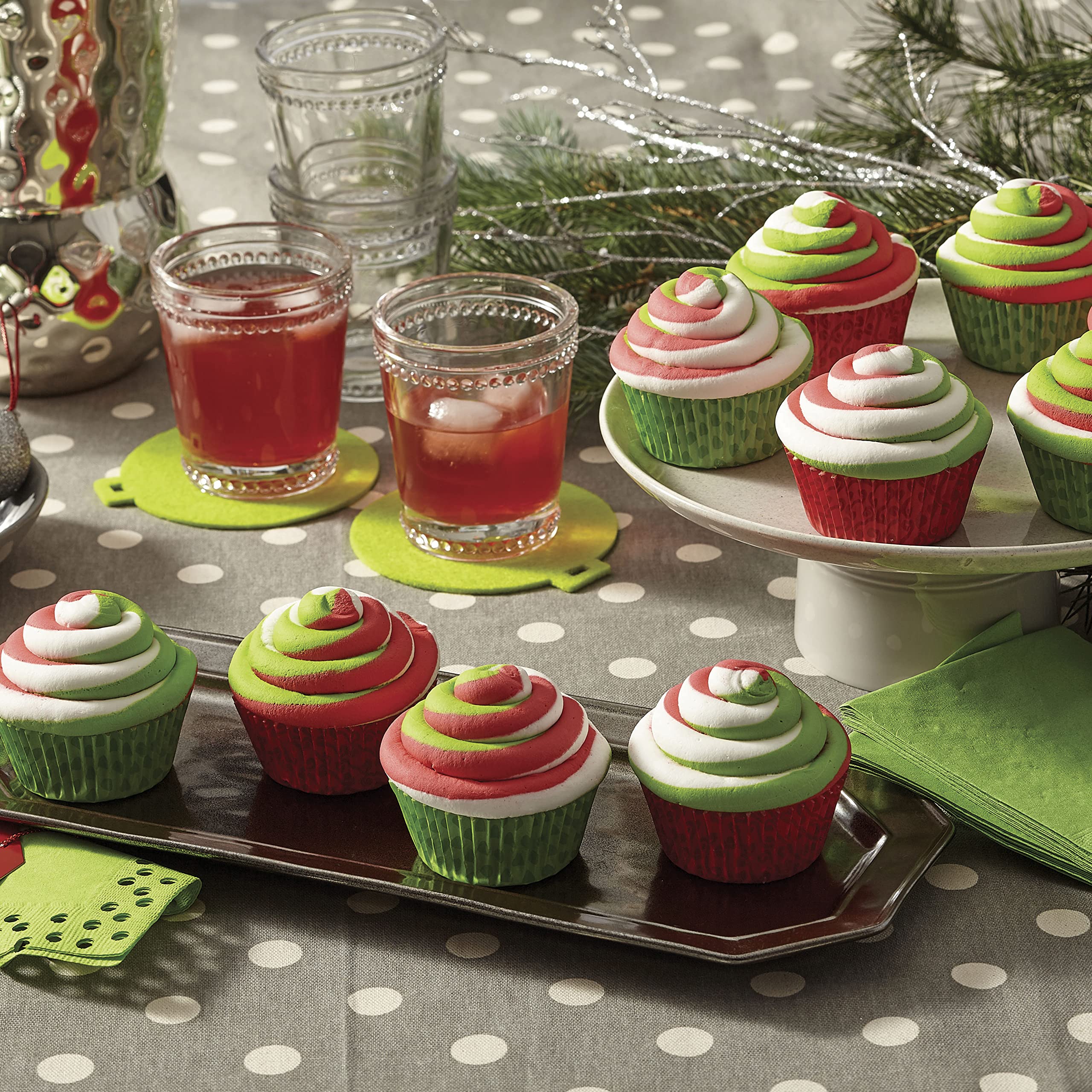 Wilton Standard Cupcake Liners Baking Cups - 300 Count, Seasonal Colors for Baking, Party & Holiday Treats - Perfect for Birthdays, Christmas, Easter & Special Occasions