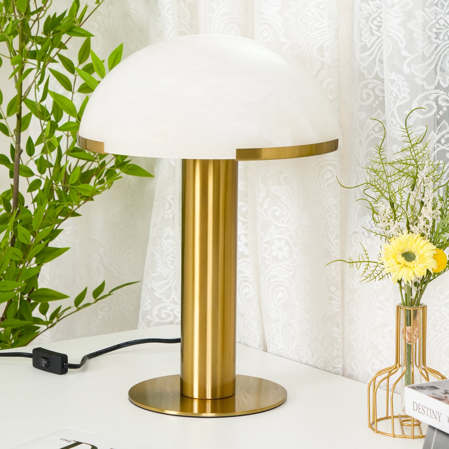 Elegant Alabaster Table Lamp - Modern Home Decor for Living Room, Bedroom & Office - Perfect for Ambient Lighting & Stylish Interior Design