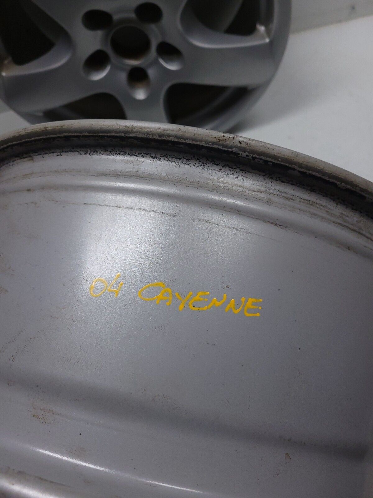 Original Porsche Cayenne 18