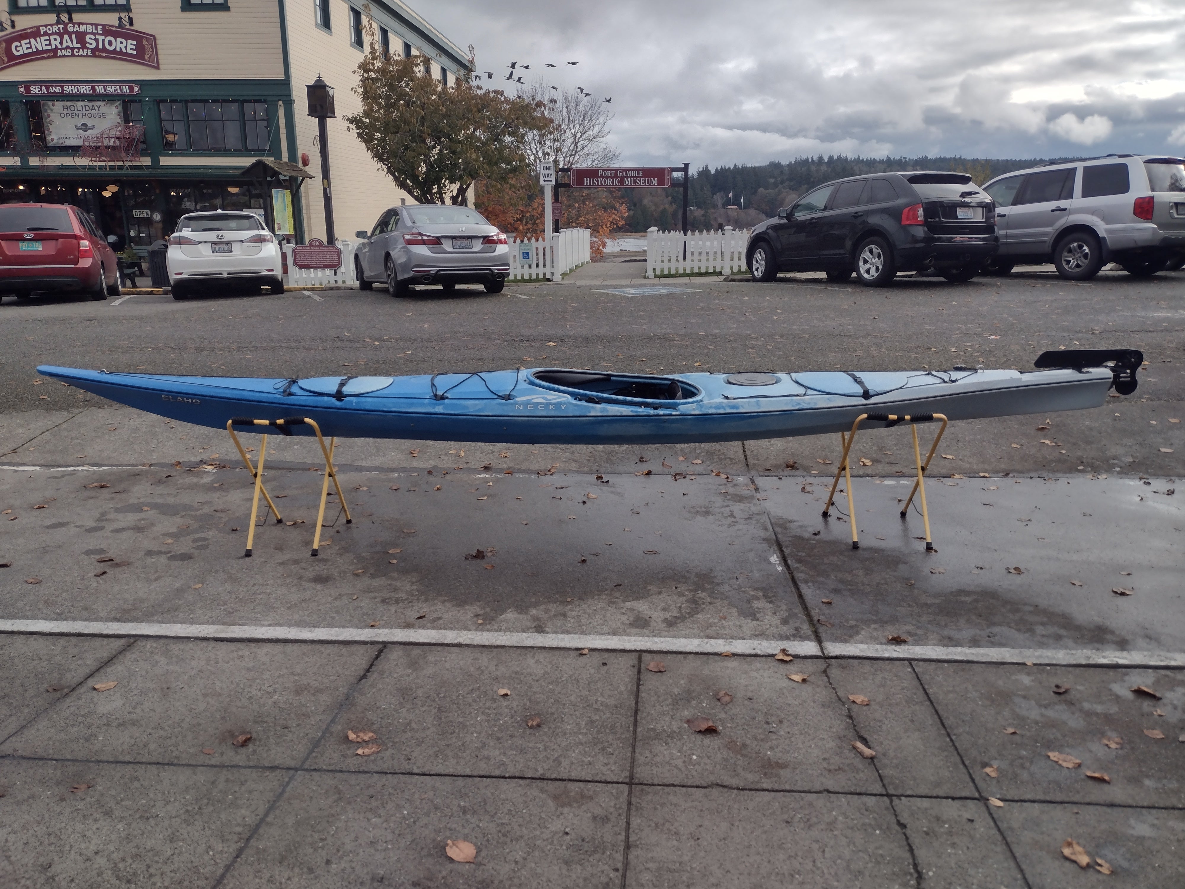 Necky Elaho Kayak - Premium Used Kayak for Sale | Perfect for Recreational Paddling, Fishing & Outdoor Adventures