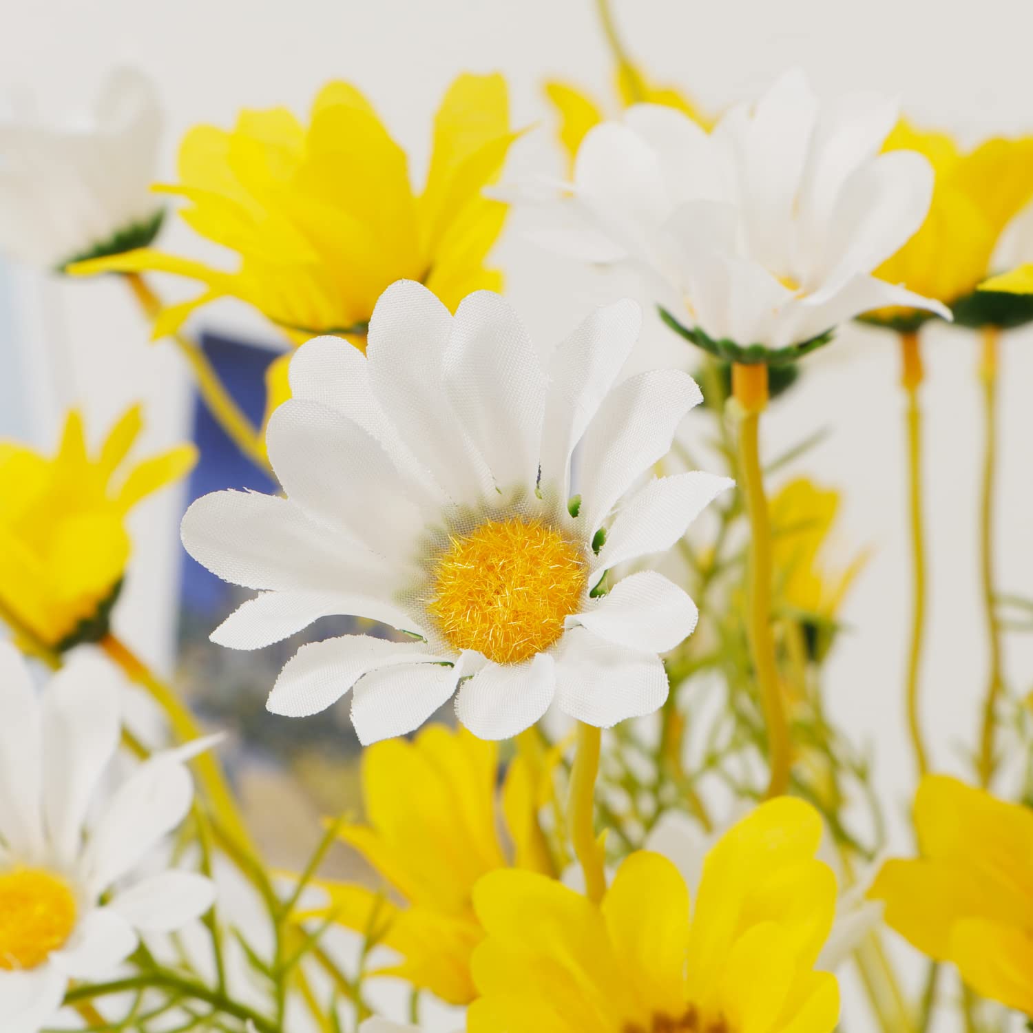 8pcs Artificial Daisy Chamomile Silk Flower Bouquet - Realistic Fake Flowers for Home Decor, Wedding, Party & Table Centerpiece Decoration | Perfect for Spring, Farmhouse, Boho & Rustic Themes