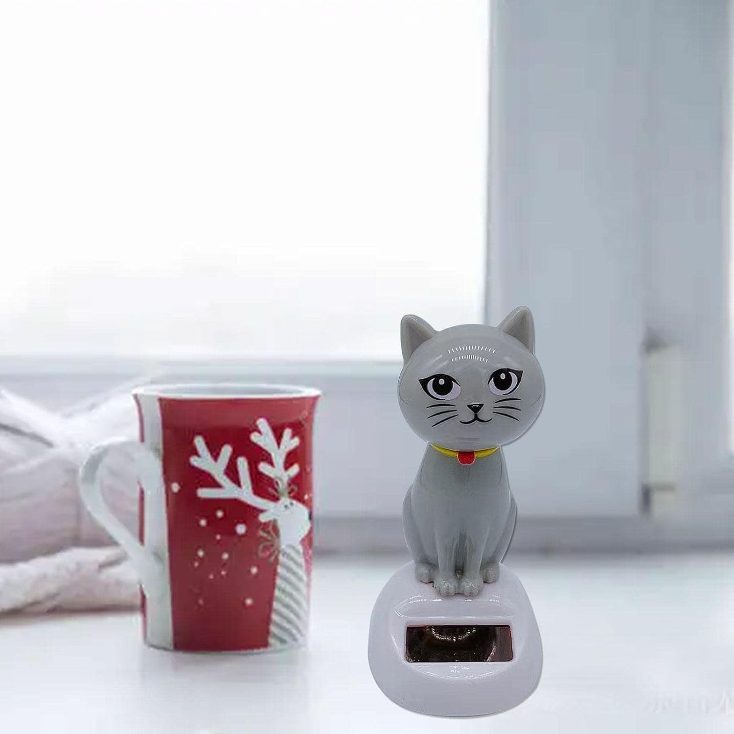 Solar Powered Dancing Cat Figurine - Cute Swinging Cat Statue for Car Dashboard, Office & Home Decor | Fun Gift for Kids & Cat Lovers | Perfect for Cars, Desks & Party Decorations