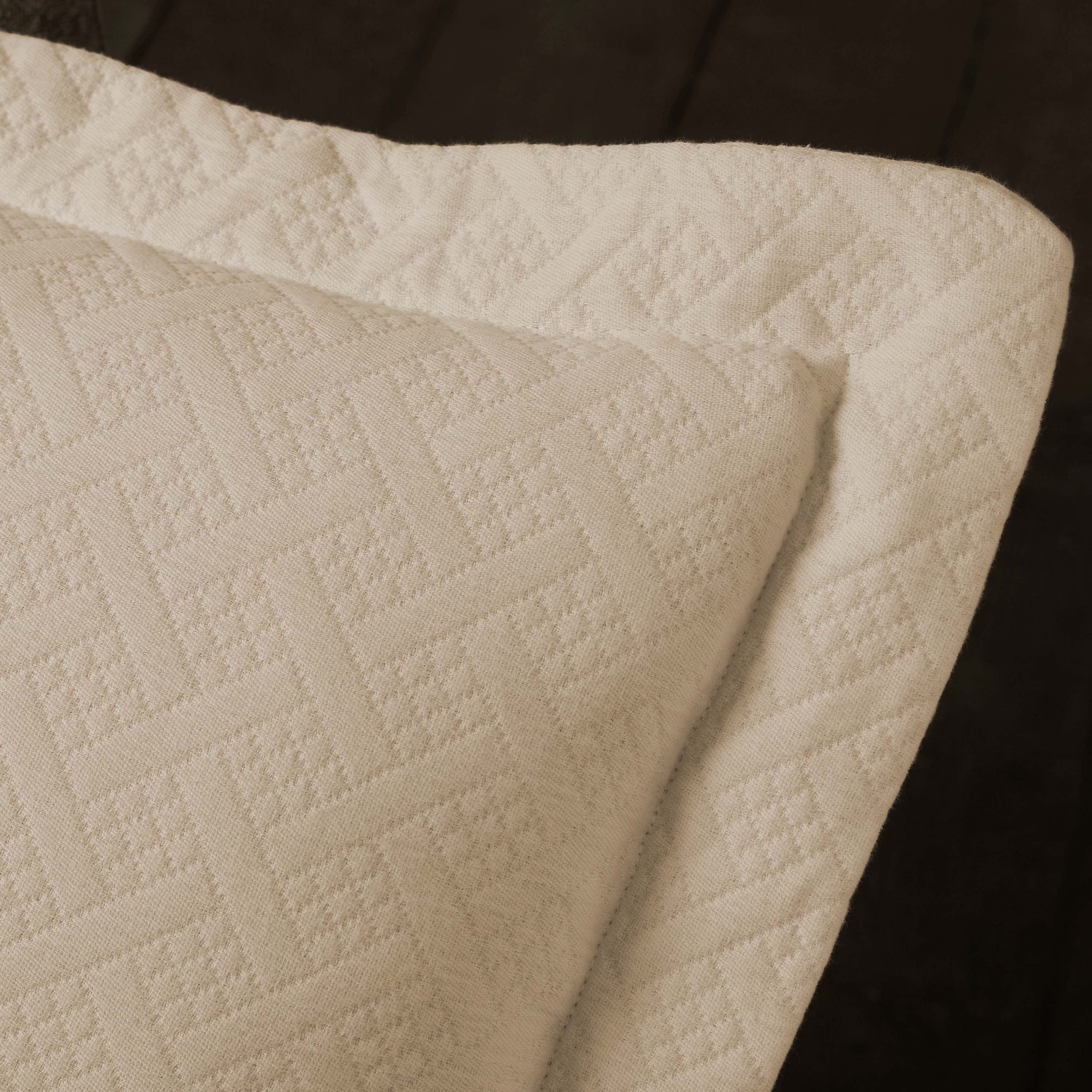Basket Weave Matelasse Cotton Bedspread Set - Queen Size Luxury Bedding for Master Bedroom & Guest Room Decor