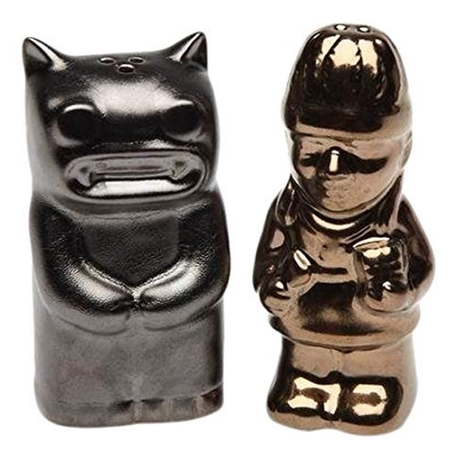 Native American & Black Wolf Salt and Pepper Shakers Set - 3.25 Inch Ceramic Spice Dispensers for Kitchen, Dining Table, or Cabin Decor