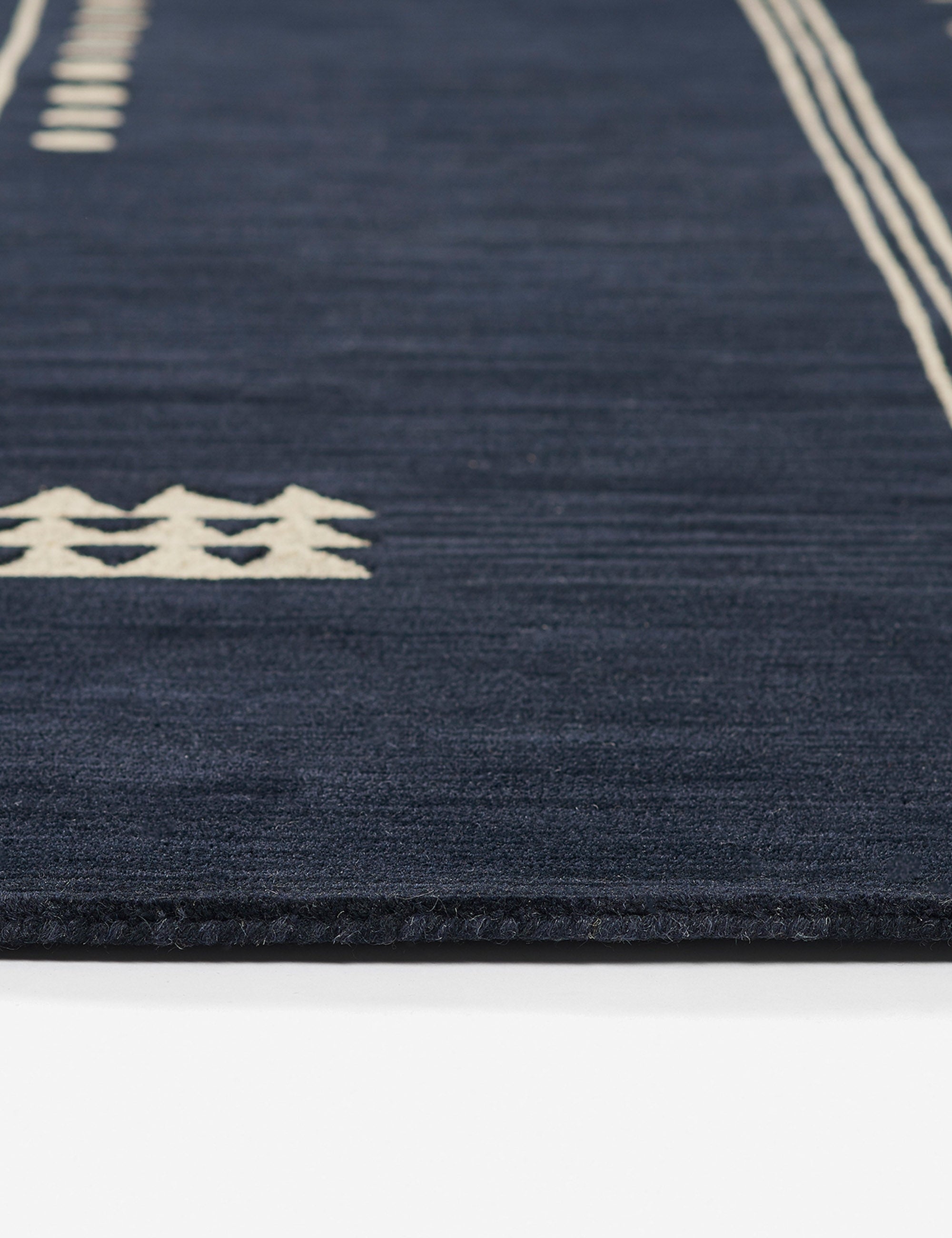 Florian Hand Tufted Wool Rug - Soft & Durable Area Rug for Living Room, Bedroom & Office - Eco-Friendly Home Decor