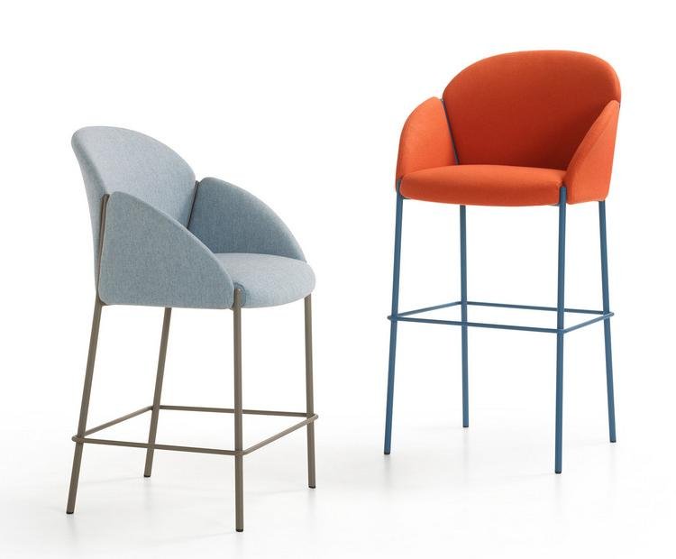 Artifort Andrea Stool - Modern Wooden Bar Stool for Kitchen, Dining & Living Room - High-Quality Home & Office Seating Furniture