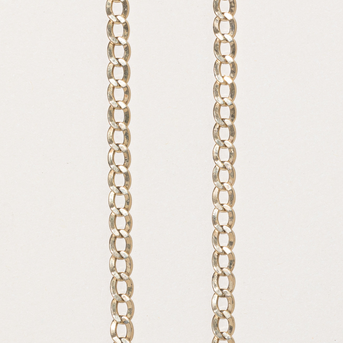 10K Yellow Gold Curb Link Chain Necklace 24 Inch - Elegant Jewelry for Women, Perfect for Everyday Wear, Parties & Special Occasions