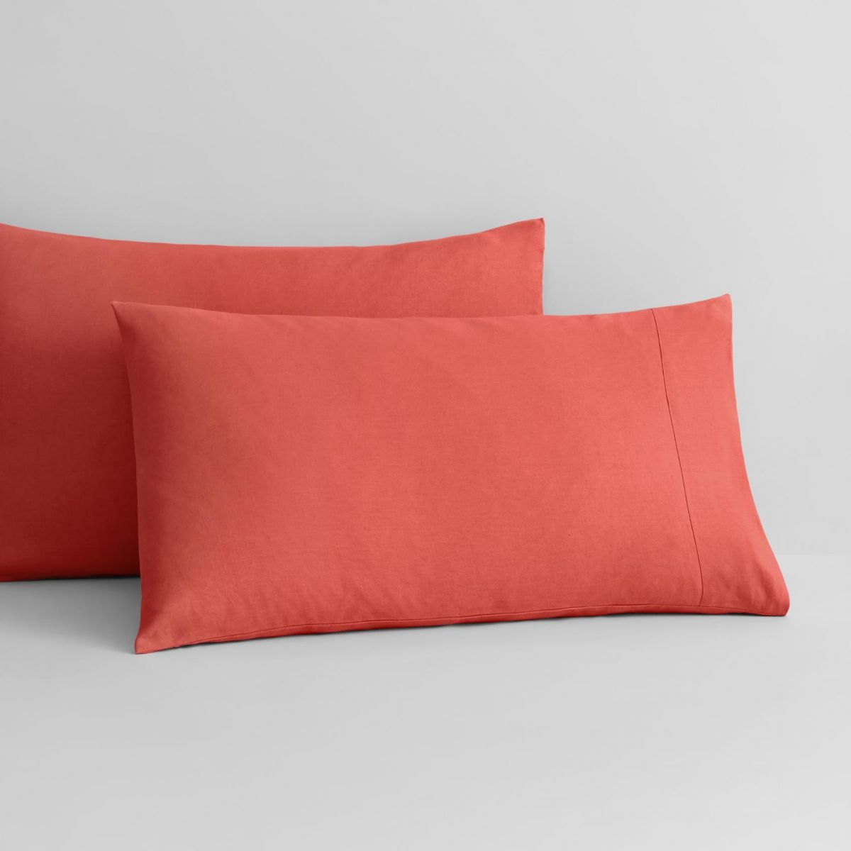 Sheridan Abbotson Washed Red Linen Quilt Cover Set - King Size Bedding for Cozy Bedroom Decor & Luxury Hotel Style