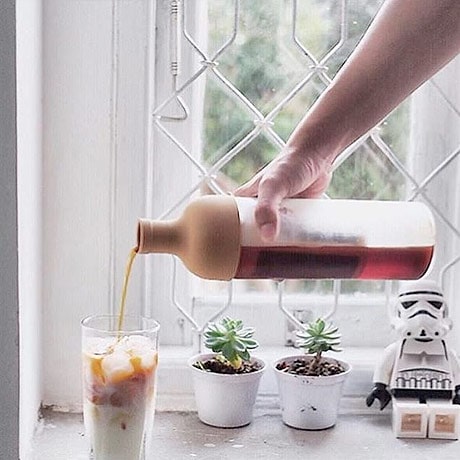 Hario Cold Brew Coffee Maker Bottle - Perfect for Iced Coffee, Cold Brew Tea & Refreshing Summer Drinks at Home or Office