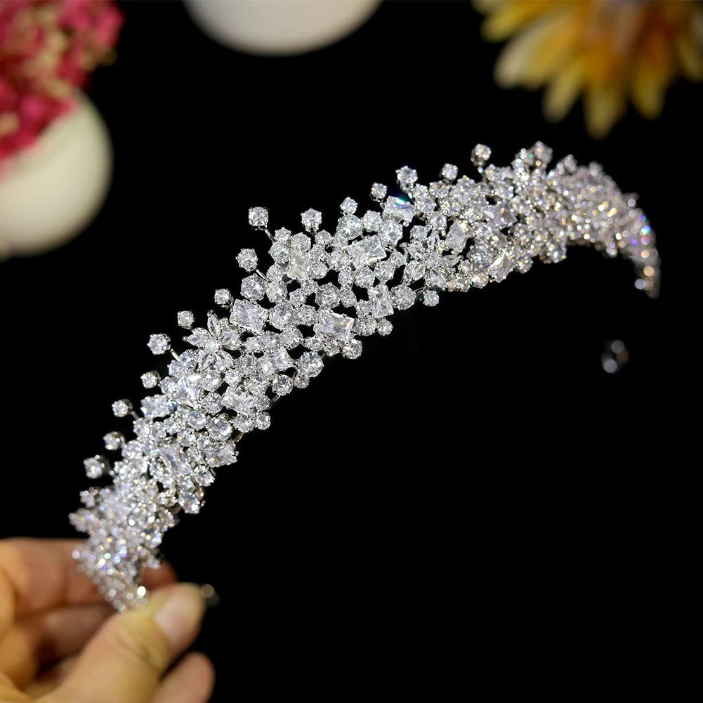 Zircon Crown Tiara Wedding Headband for Women - Elegant Princess Tiara for Quinceañera, Birthday & Bridal Accessories | Perfect for Weddings, Parties & Special Occasions