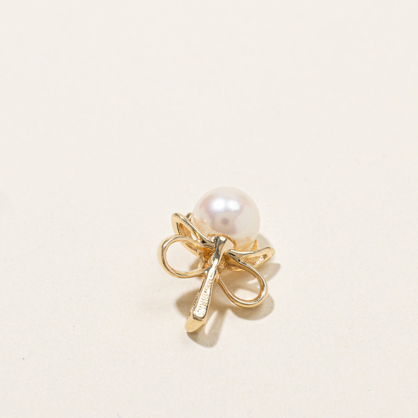 Exquisite 0.01ct Pearl & Diamond Ribbon Pendant Necklace - Elegant Jewelry Gift for Women - Perfect for Weddings, Anniversaries & Special Occasions