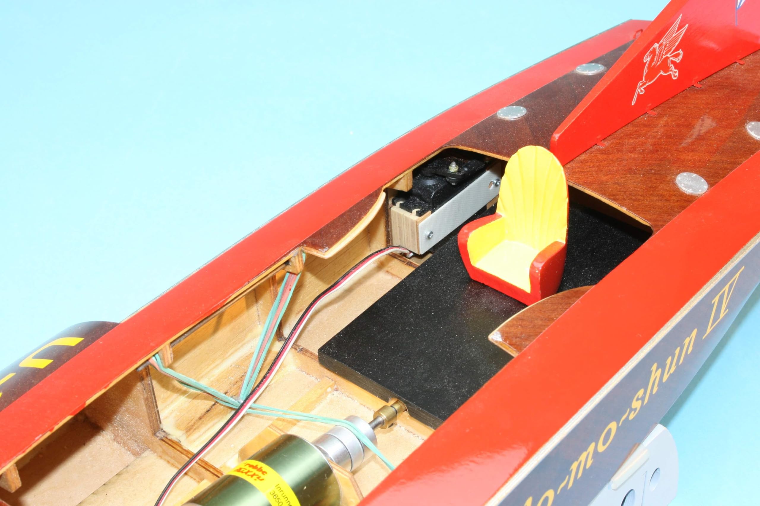 Billings Boats 1:12 Scale Slo-Mo-Shun IV Wooden Hull Model Boat Kit - Classic Racing Boat Replica for Collectors & Hobbyists - Perfect for Display, Gifts & RC Boat Enthusiasts