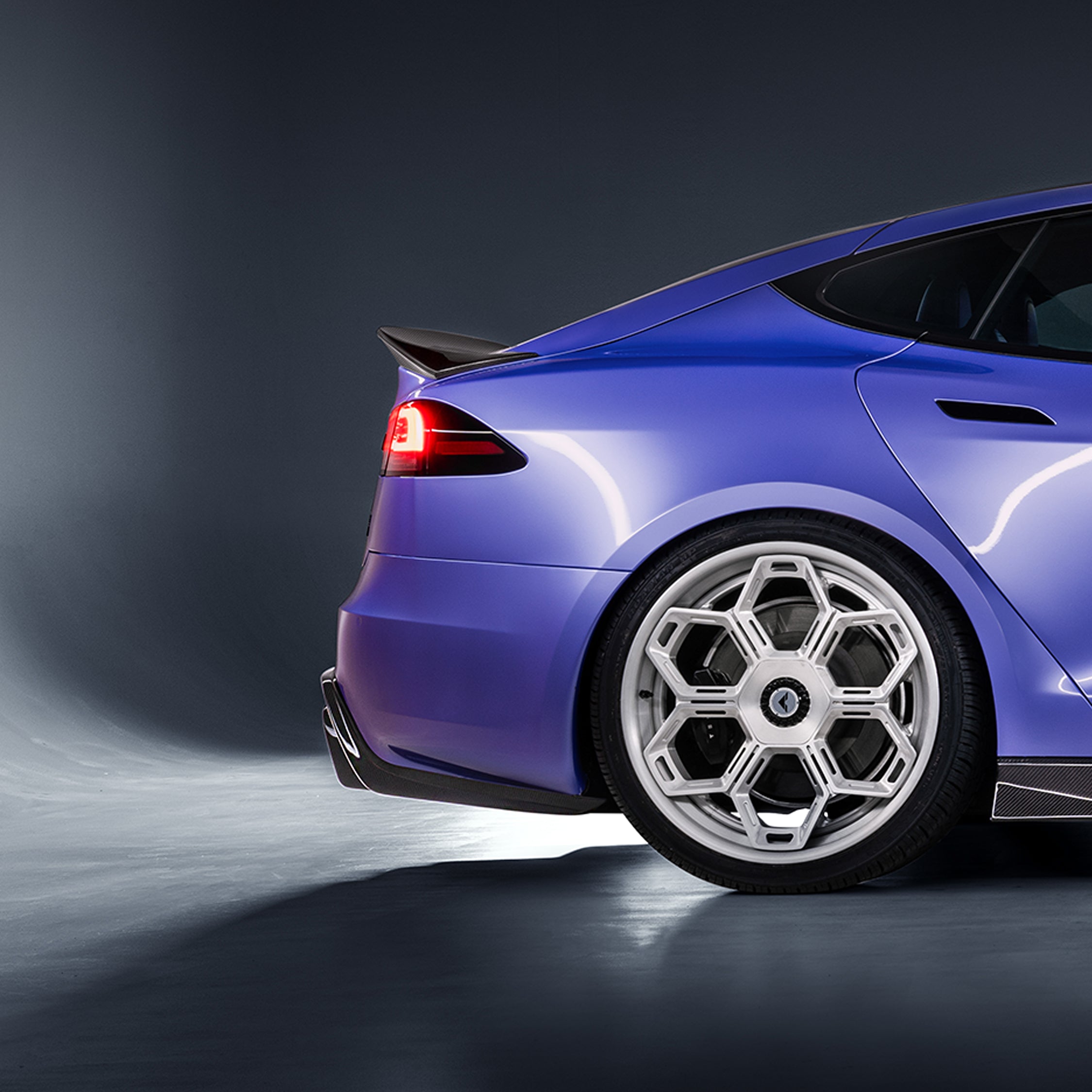 VRS Tesla Model S Plaid Carbon Fiber Aero Decklid Spoiler - 2x2 Glossy Finish (Fits 2021-2022 Models) | Enhance Performance & Style for Racing & Daily Driving
