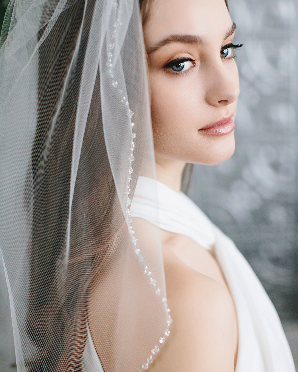 Elegant Crystal Beaded Wedding Veil - Handmade Bridal Hair Accessory for Bride, Bridesmaids & Formal Occasions
