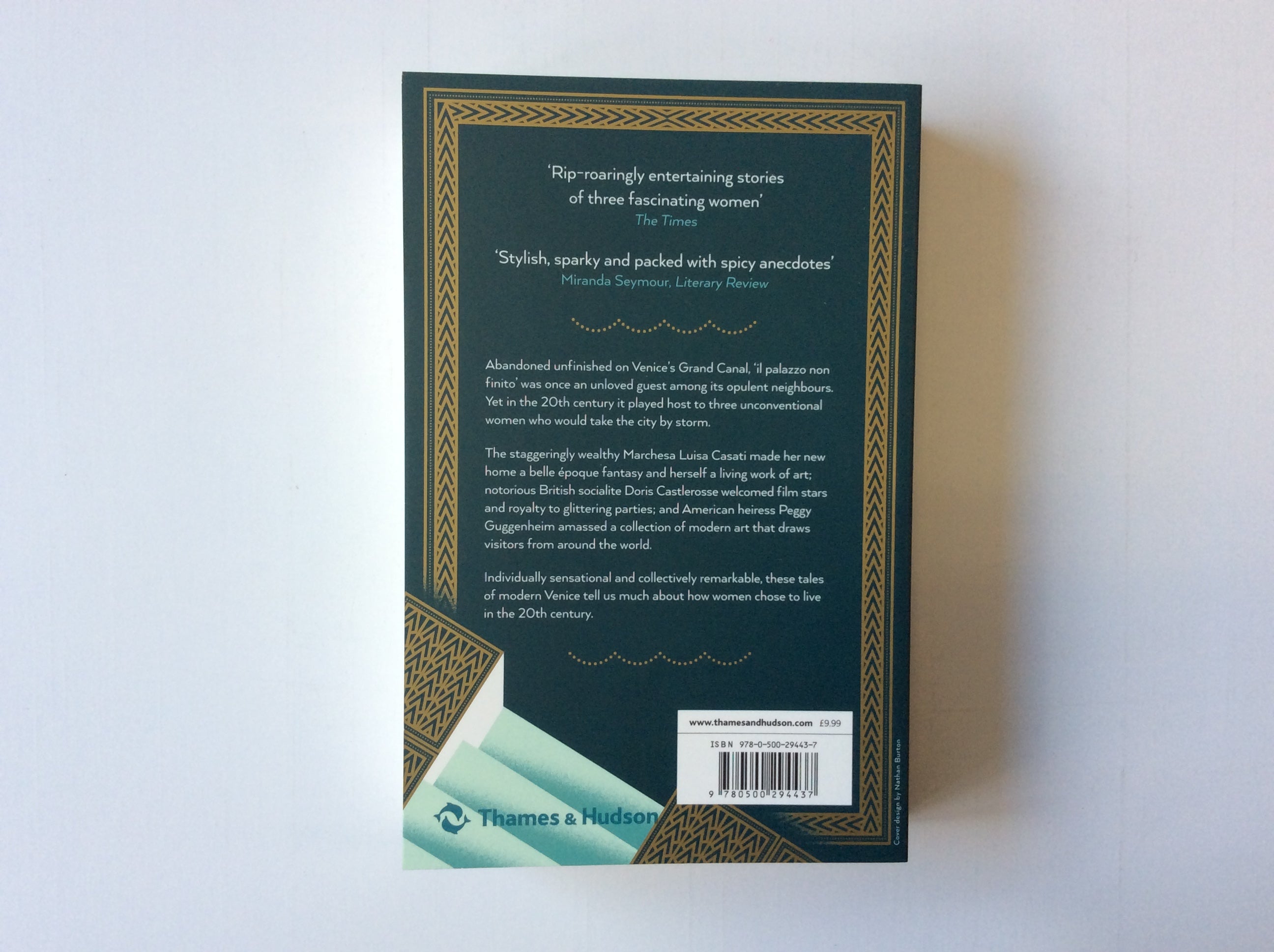 The Unfinished Palazzo: A Captivating Historical Novel - Perfect for Book Clubs & History Enthusiasts