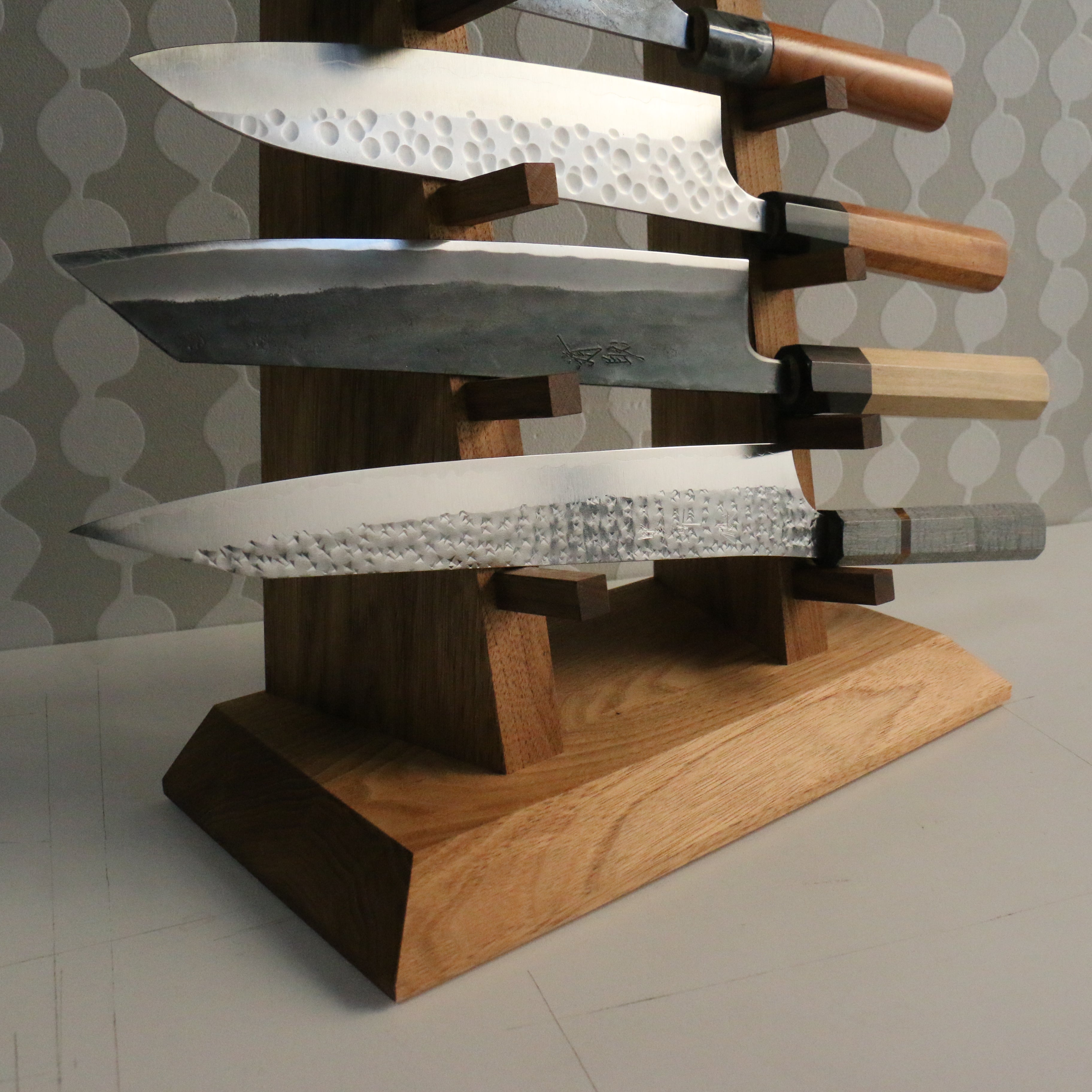 Premium 6-Knife Holder - Sturdy Knife Storage Tower for Kitchen Countertop | Perfect for Organizing Chef Knives, Steak Knives & More | Ideal for Home Chefs & Professional Kitchens