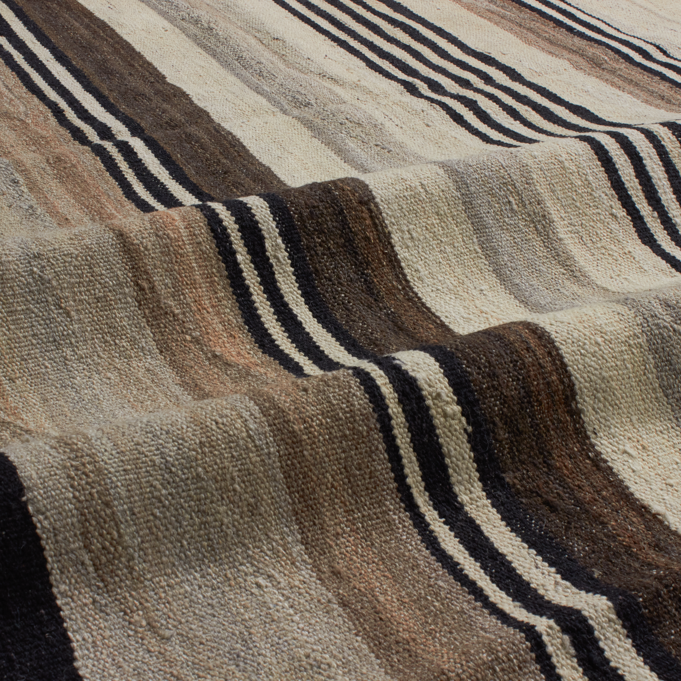Karakul 10382 124074140000 - Premium Quality Wool for Knitting, Crocheting & DIY Crafts - Perfect for Scarves, Hats & Home Decor