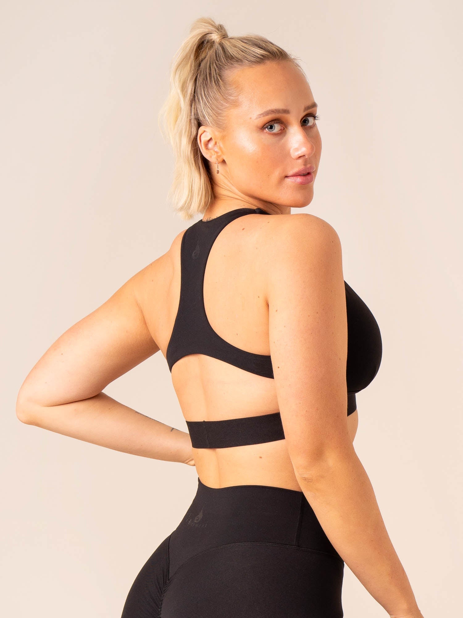 Prime Sports Bra for Women - High Support Workout Bra in Black - Perfect for Running, Yoga & Gym