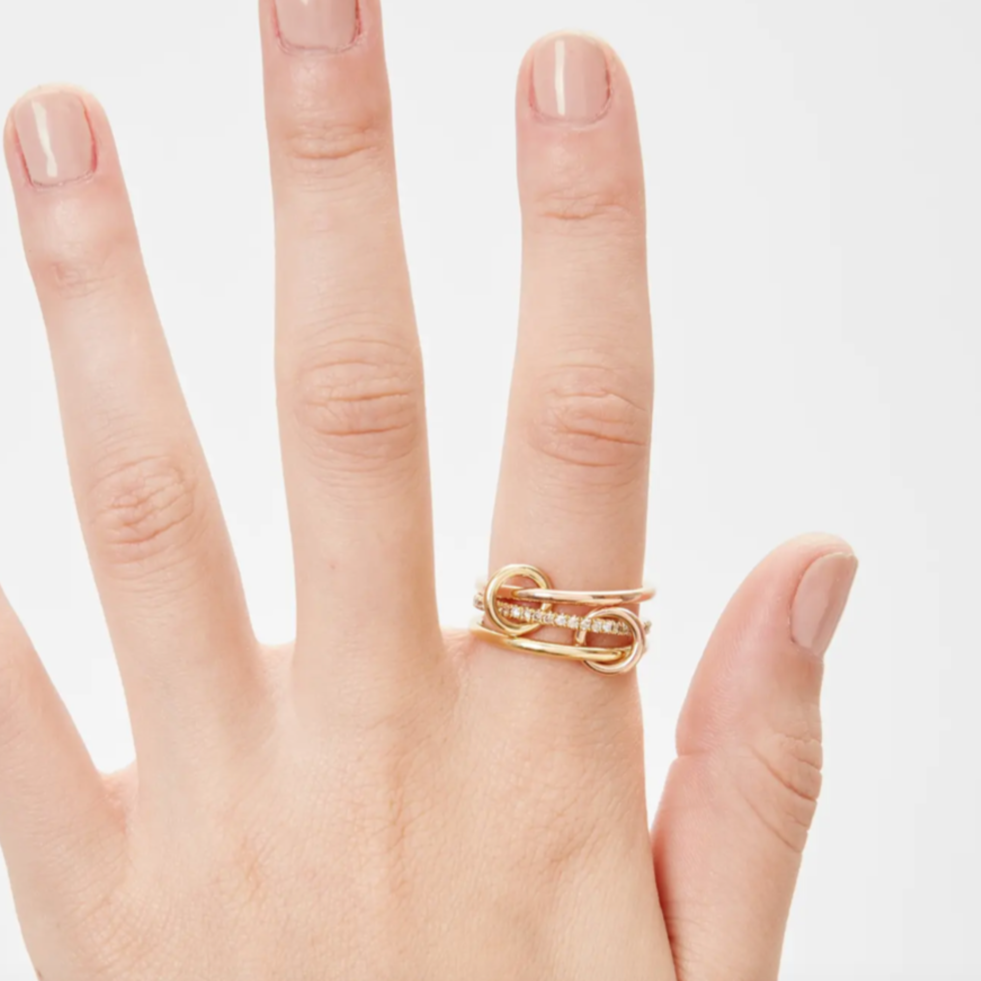 Spinelli Kilcollin Sonny Yellow Gold Ring for Women - 18K Solid Gold Minimalist Stacking Ring - Perfect for Everyday Wear, Gift Giving & Special Occasions