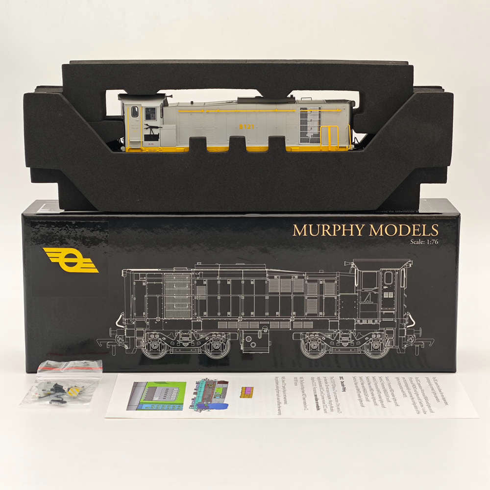 1:76 Scale Murphy Models MM0121 Class 121 Diesel Locomotive B121 in CIE Grey Livery - Irish Railways Collection Model Train for Display & Diorama Scenes
