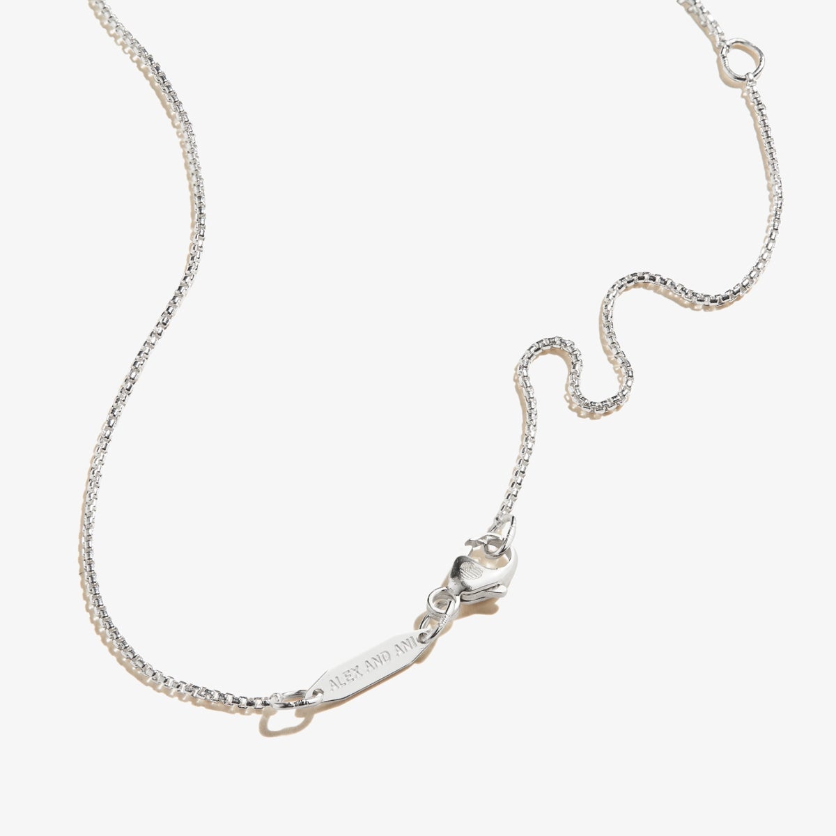 3D Triangle Pendant Necklace for Women - Minimalist Geometric Jewelry Gift for Her - Perfect for Everyday Wear, Parties & Special Occasions
