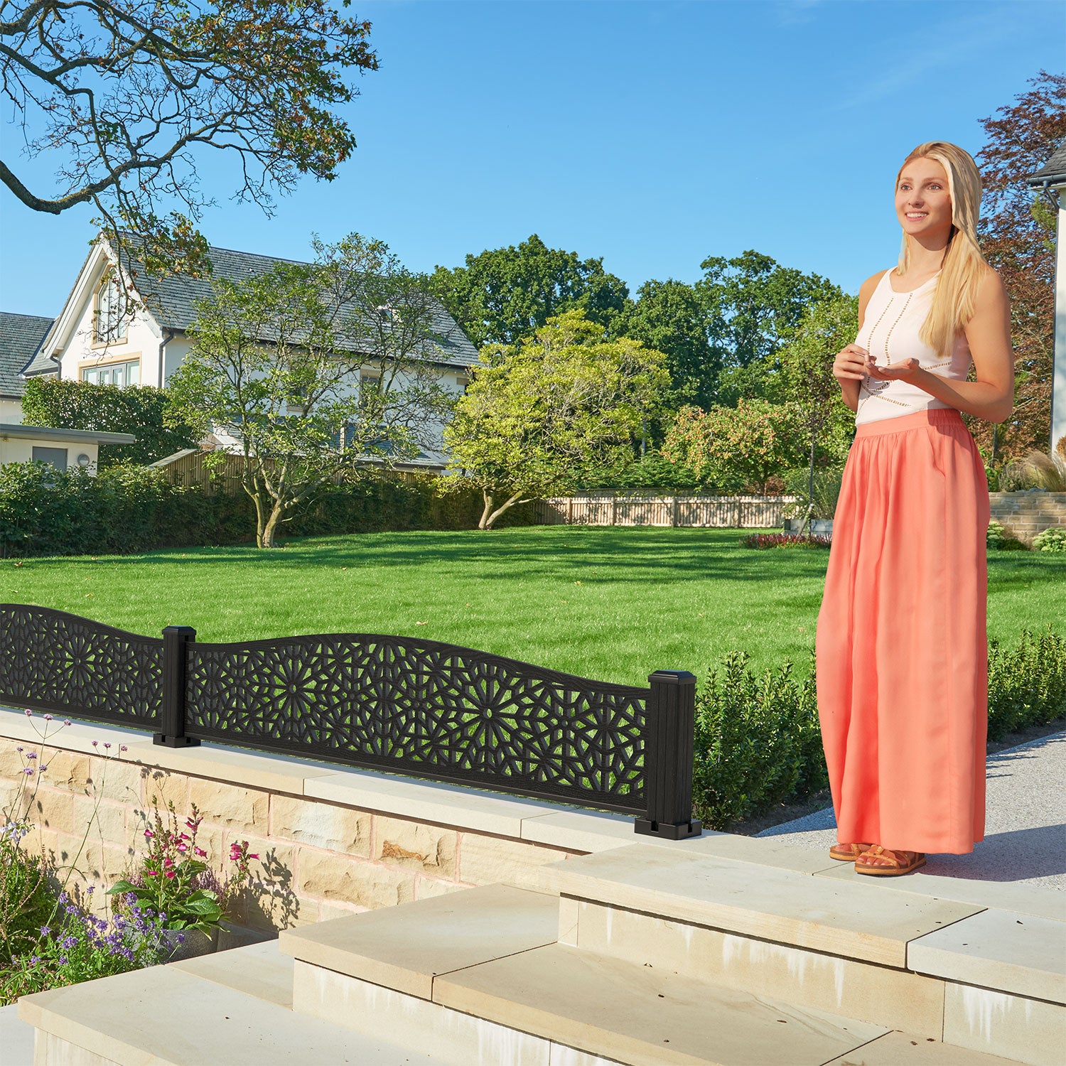 Alnara Decorative Garden Fence 180x40cm with Curved Top & Composite Posts - Perfect for Yard Landscaping, Flower Beds, and Outdoor Privacy